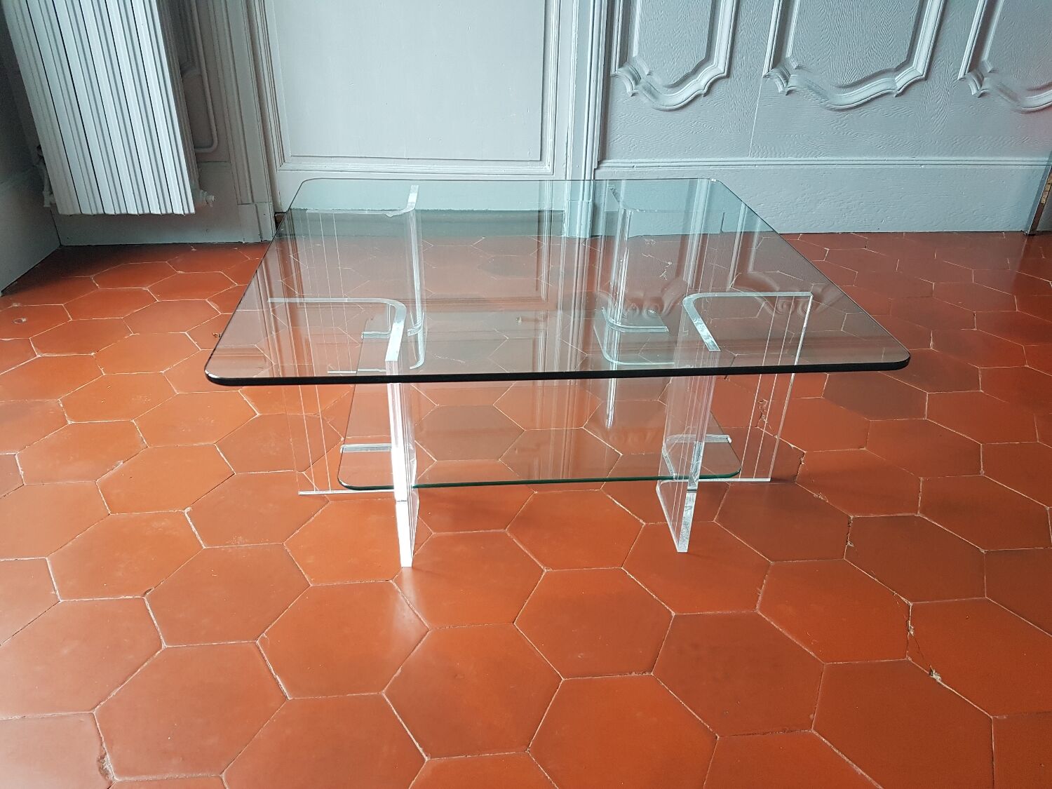 Plexi and glass coffee table from the 70s by Marais International