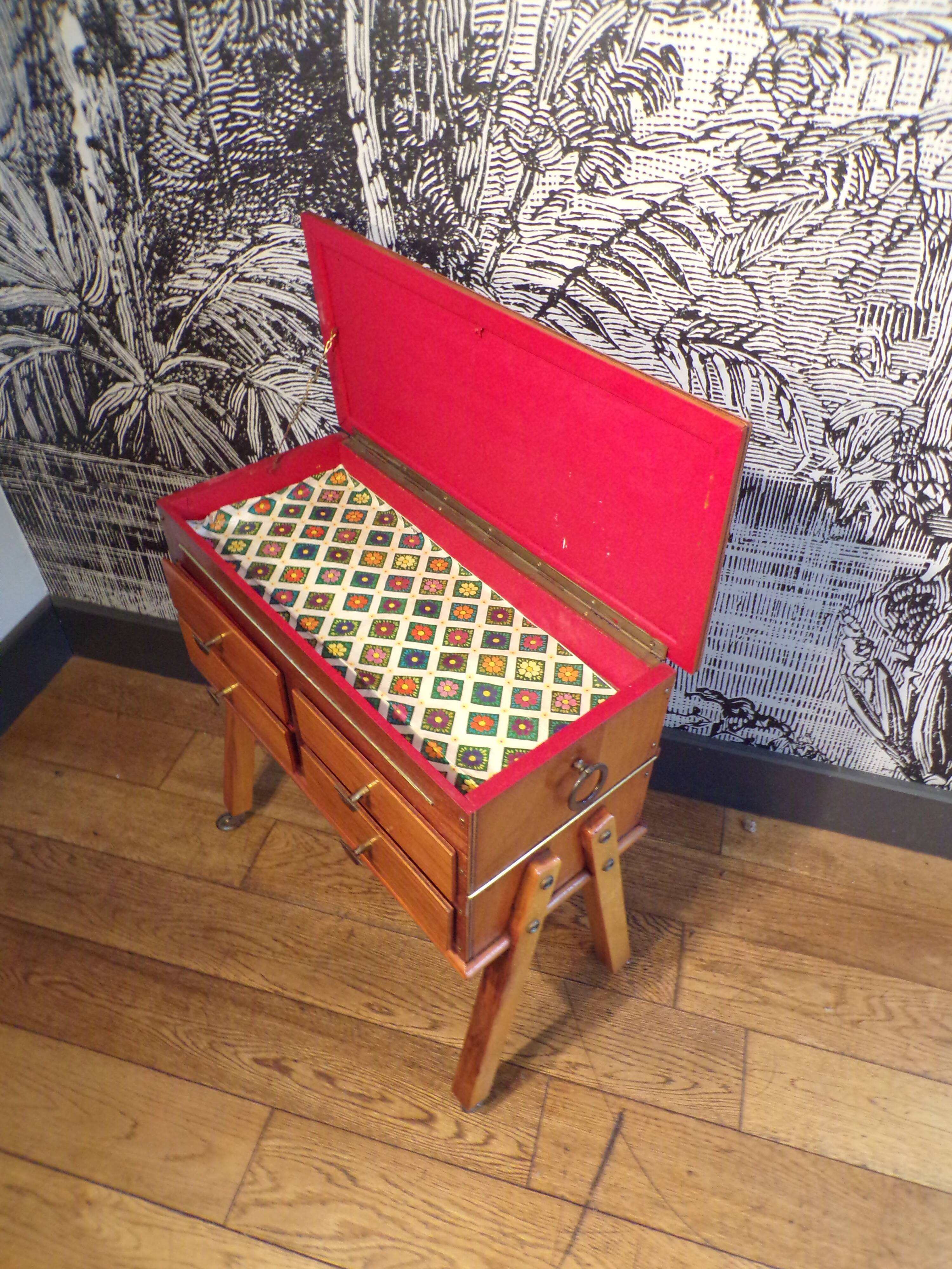 Vintage console table with 4 drawers
