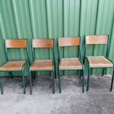 4 chaises d'école