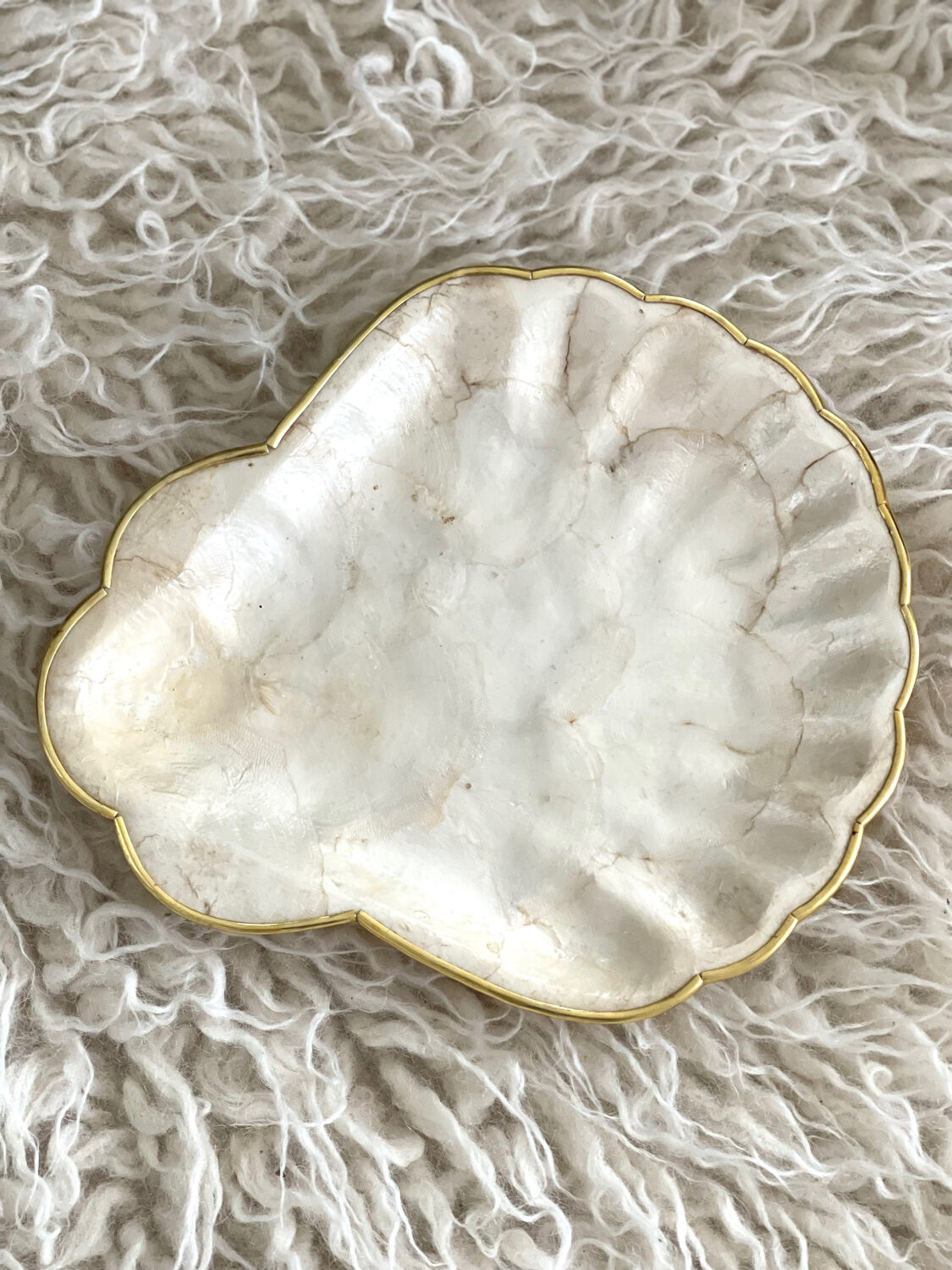 Vide poche coquille nacre et laiton