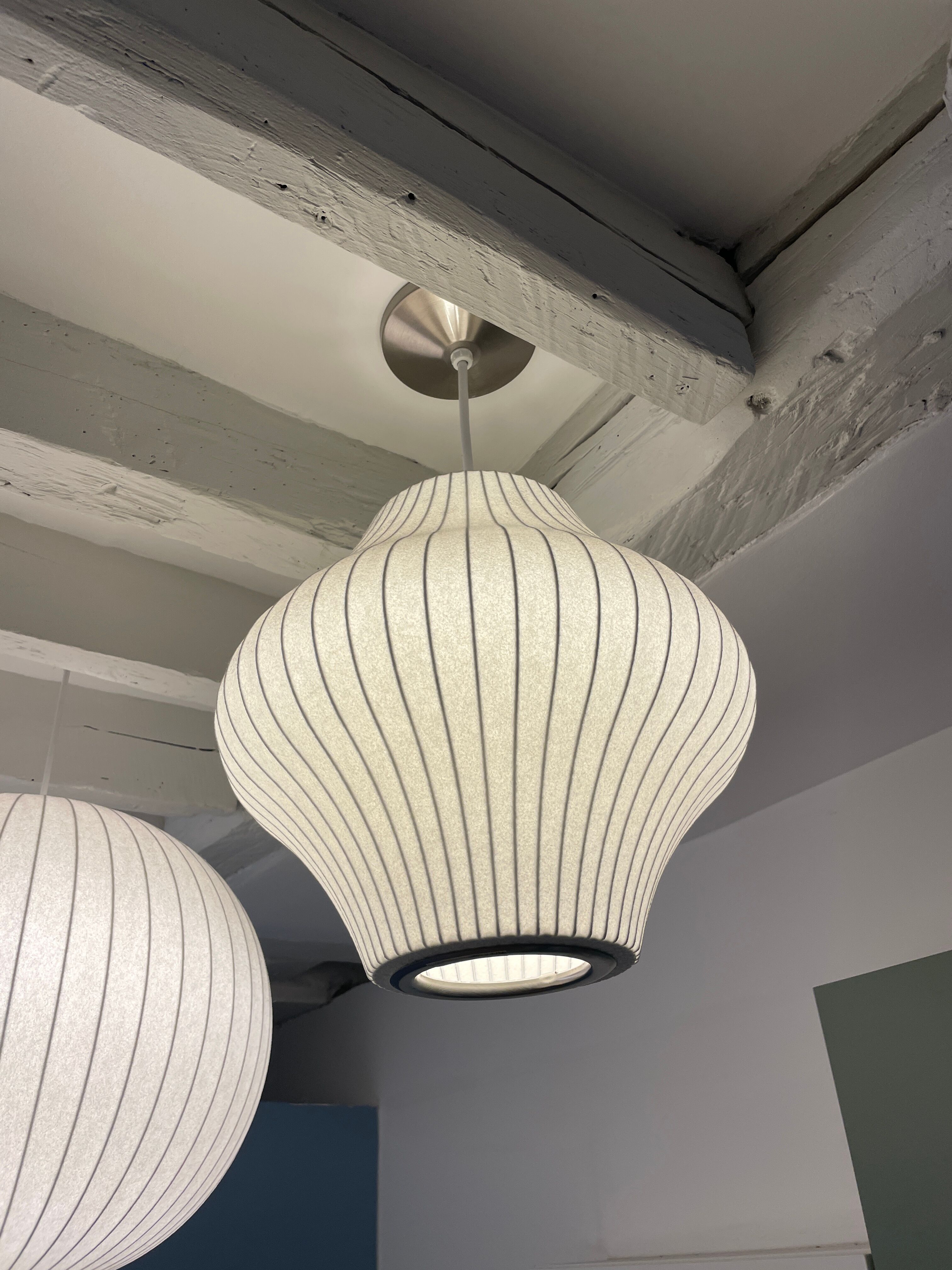 Light suspensions Design George Nelson - Pear