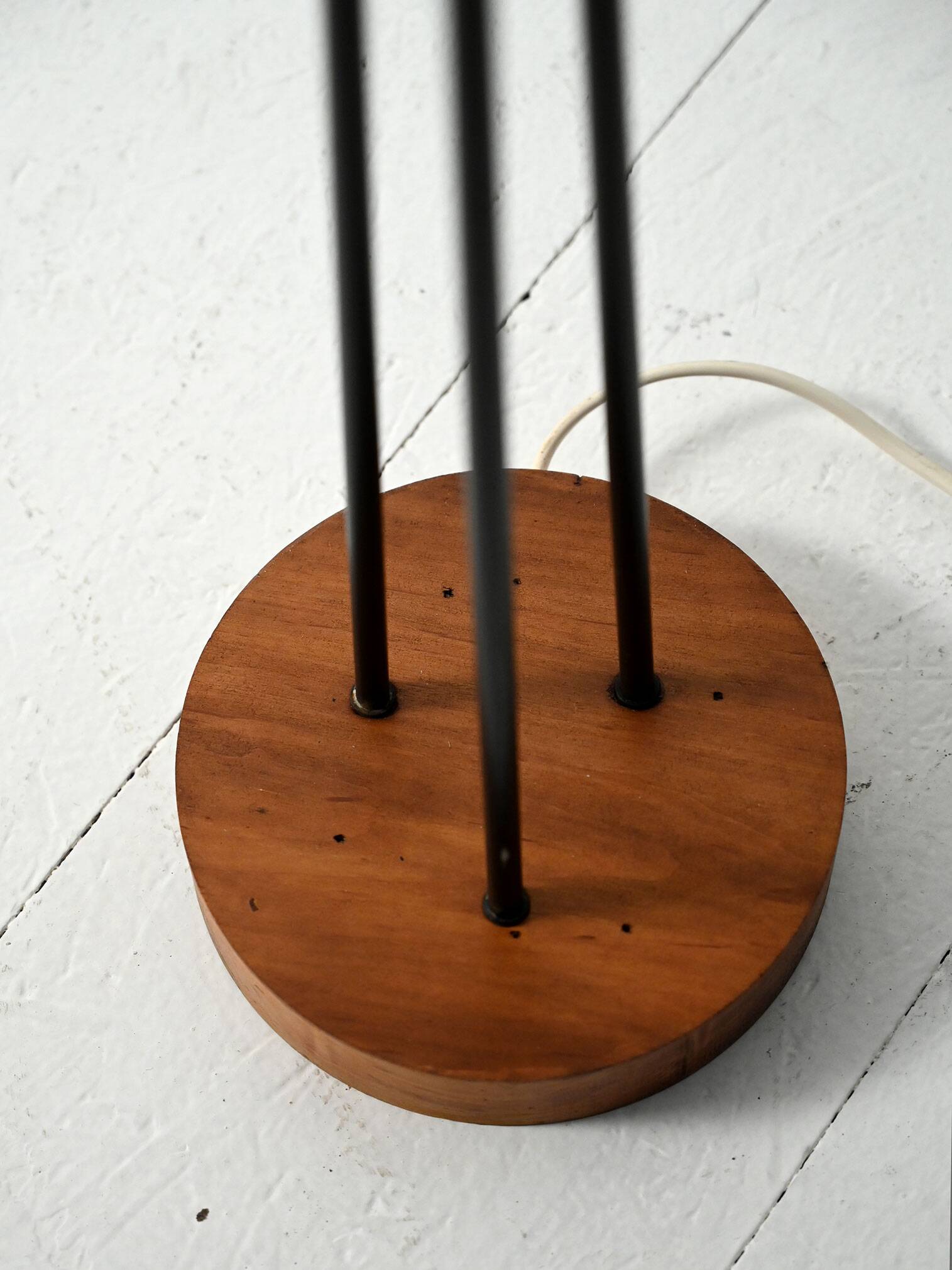 Lampadaire scandinave à trois lumières