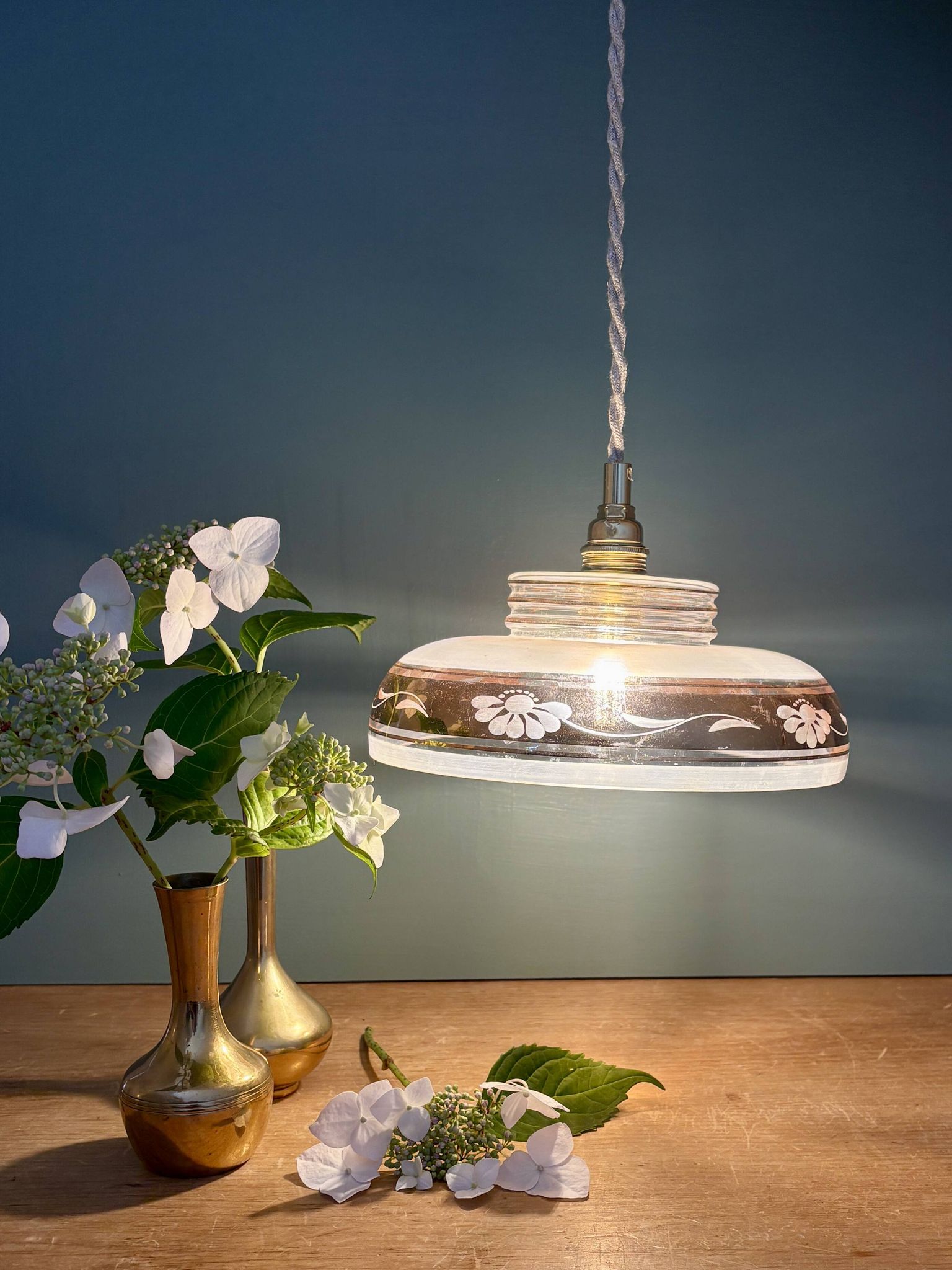 Vintage frosted glass pendant lampshade with gold frieze