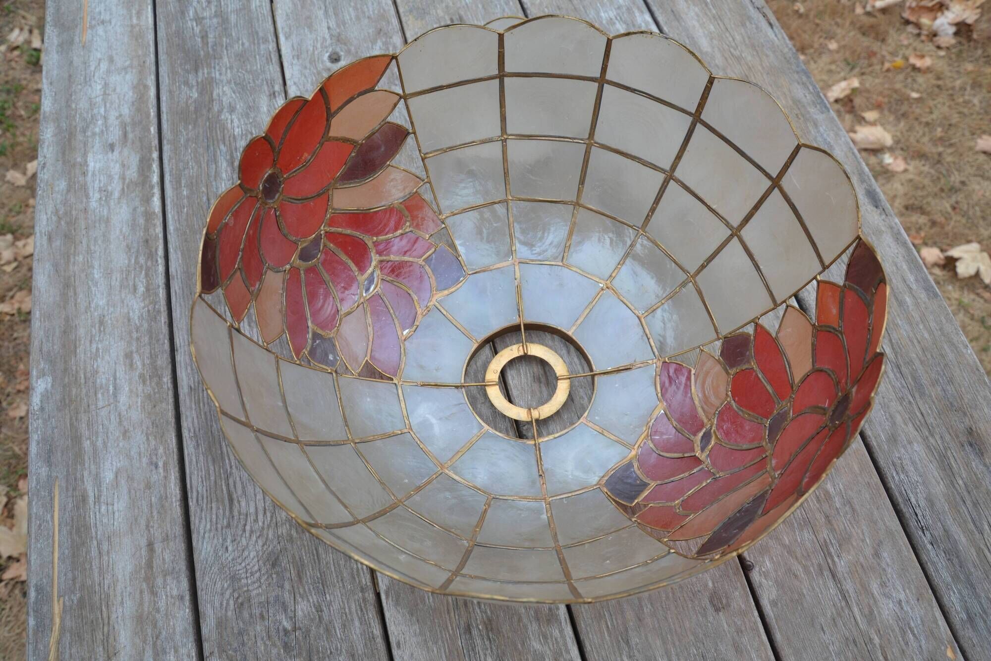 Lampe suspension en nacre et laiton