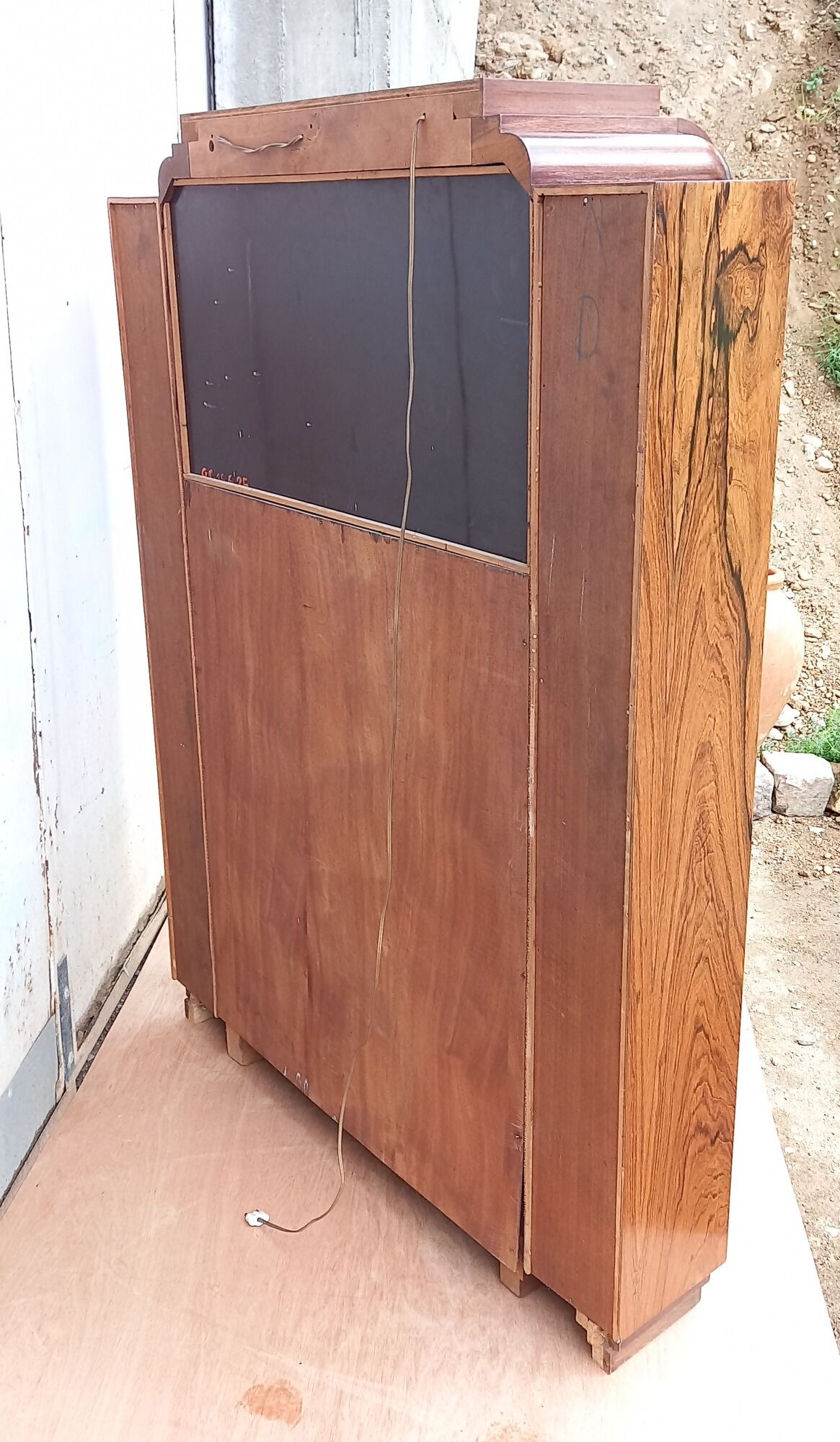 Rosewood bar furniture
