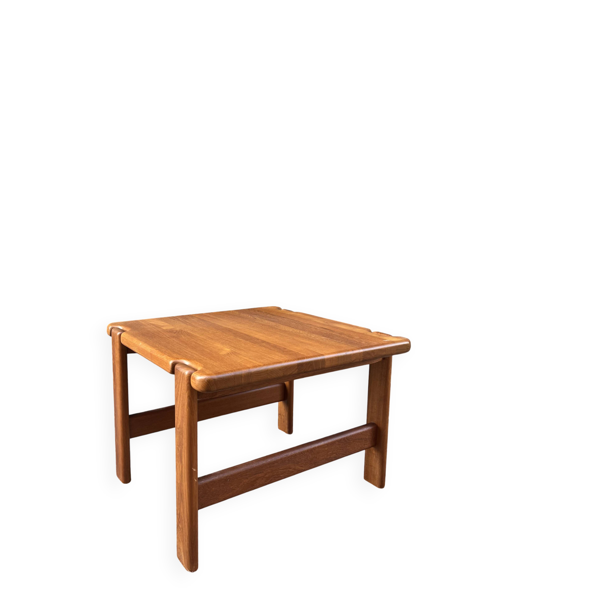 Teak coffee table by Niels BACH