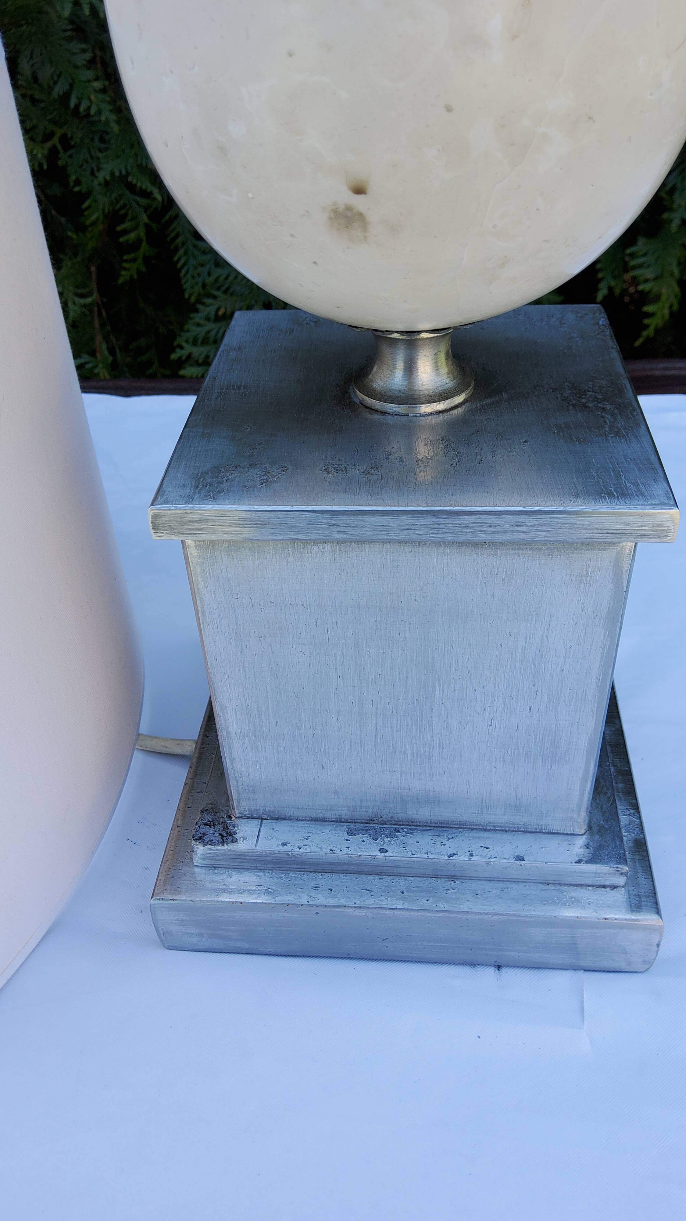 Lampe oeuf en marbre des années 70 bf Italie