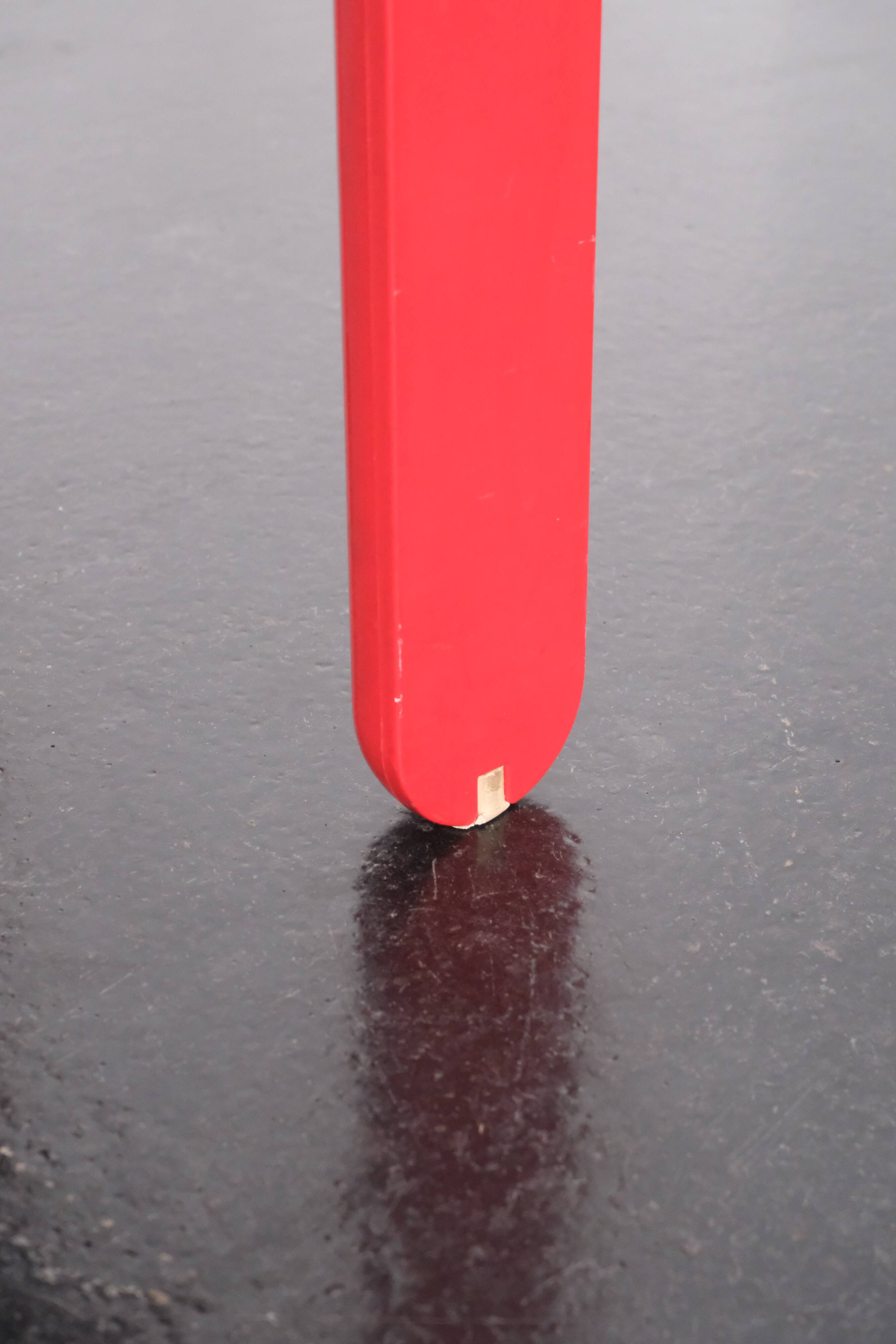 Red "Universale" chair by Joe Colombo / Kartell