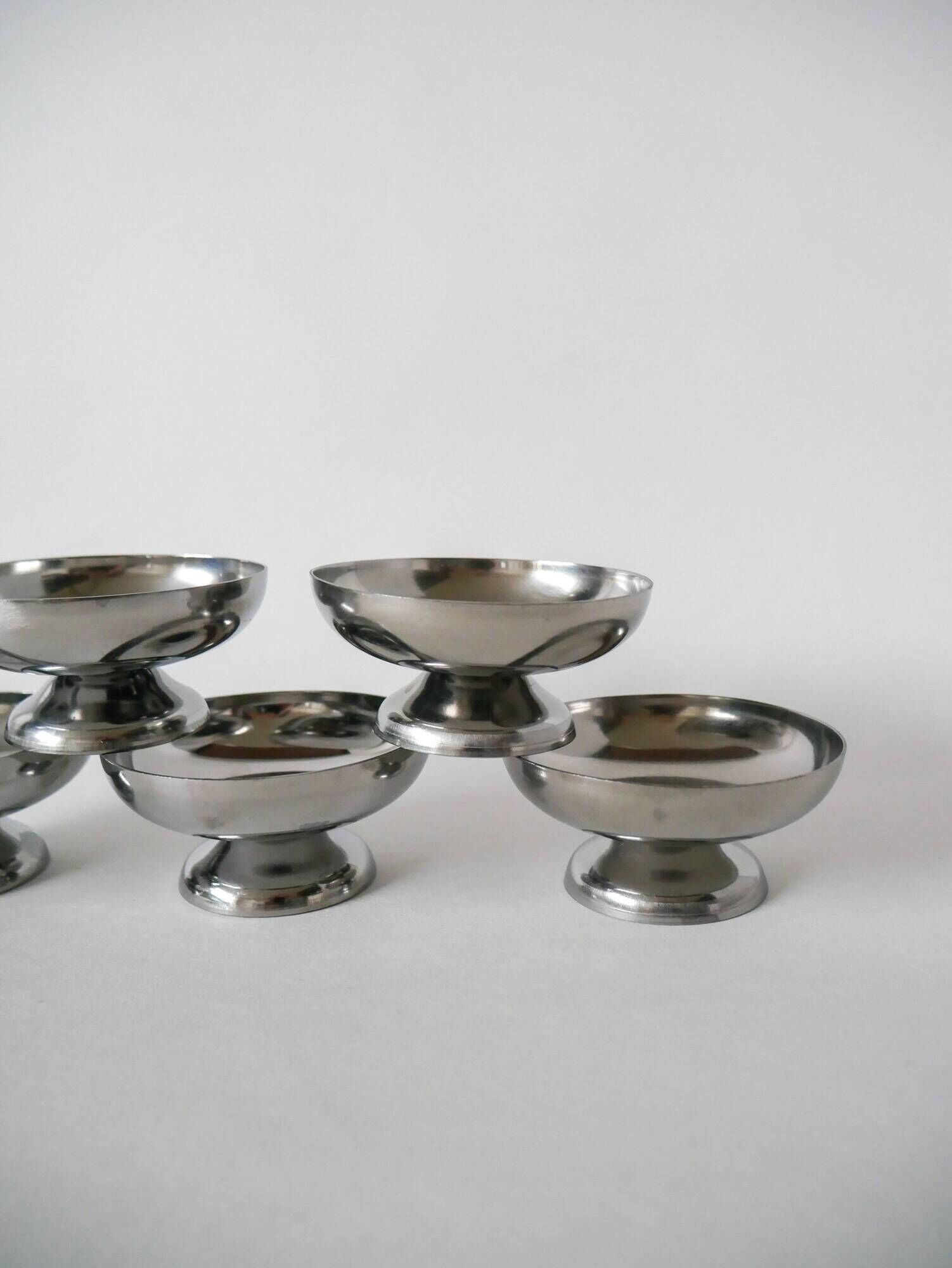 set of 5 small designer stainless steel bowls 1970 9 x 4 cm