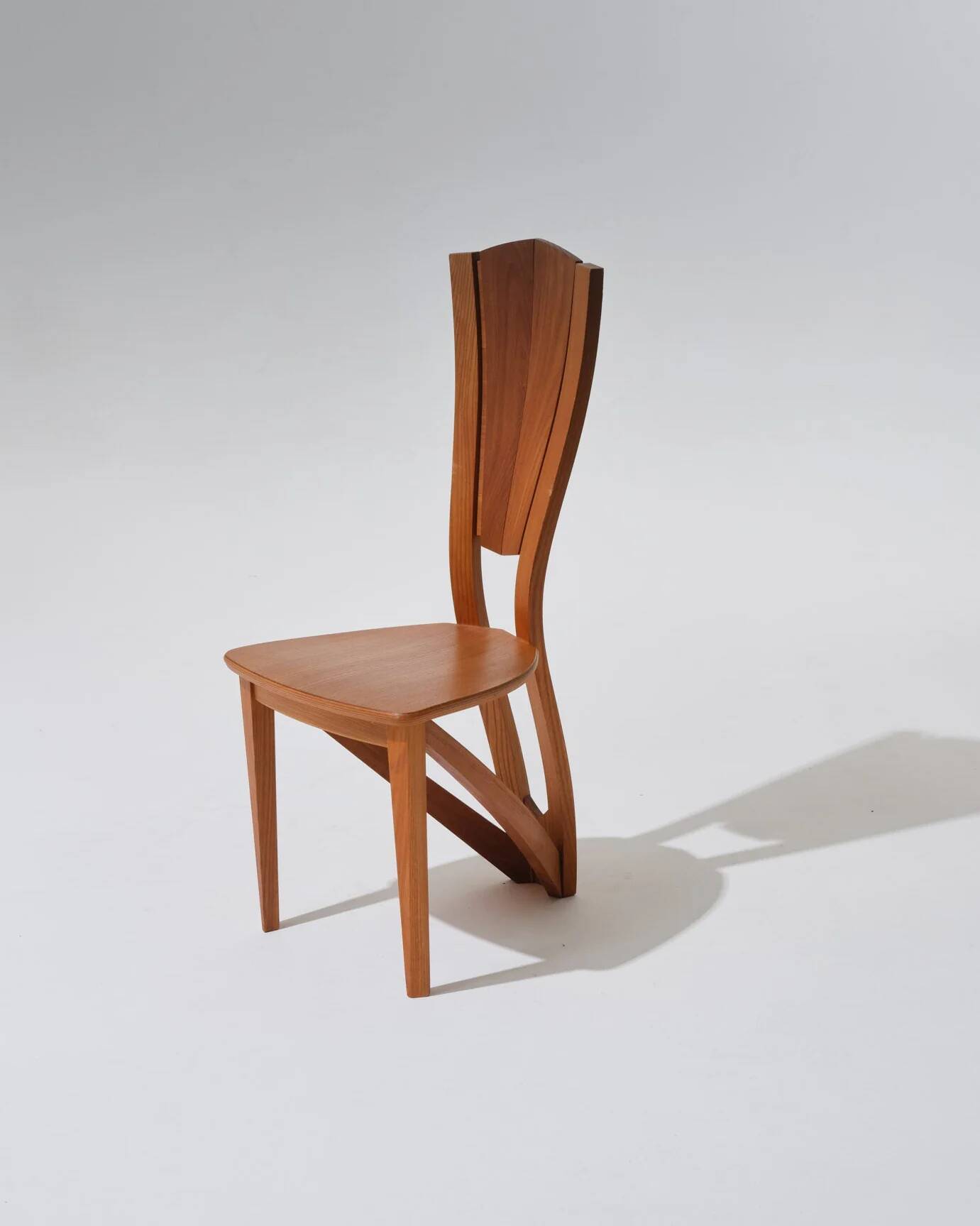 Set of 4 solid elm chairs, Maison Seltz, 1980s