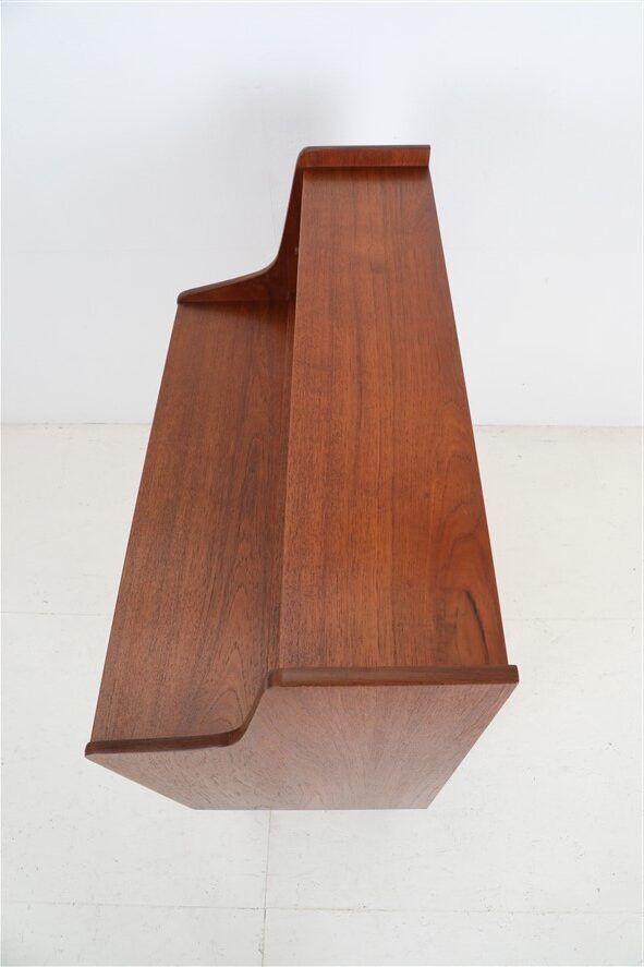 Mid-century teak bureau / secretary desk / Danish modern design / 1960s