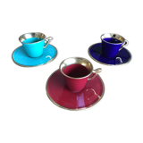 3 tasses et soucoupes à moka de couleurs bleu rouge et vert