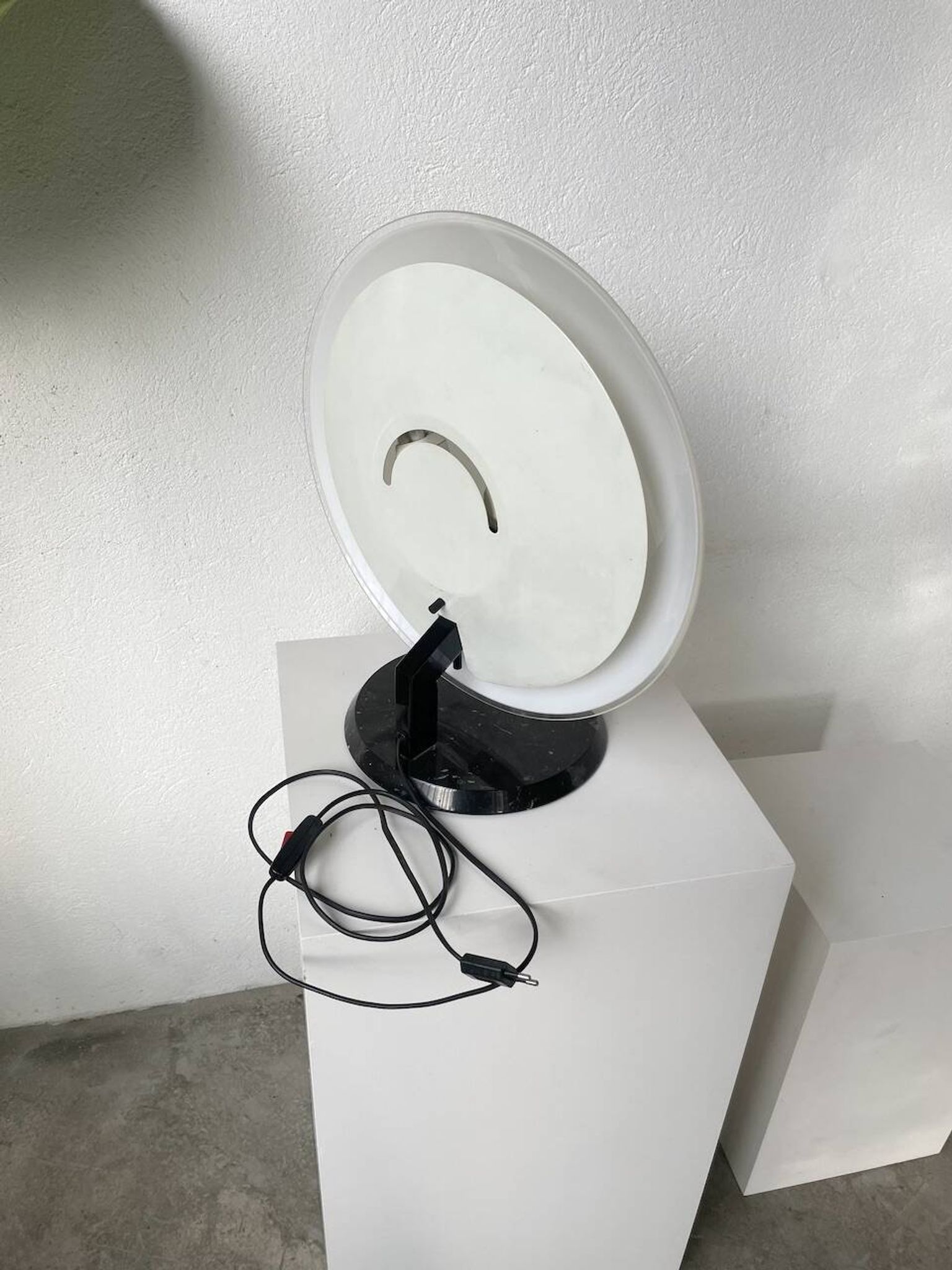 Lampe de bureau « Perla » par Bruno Gecchelin pour Oluce 1980