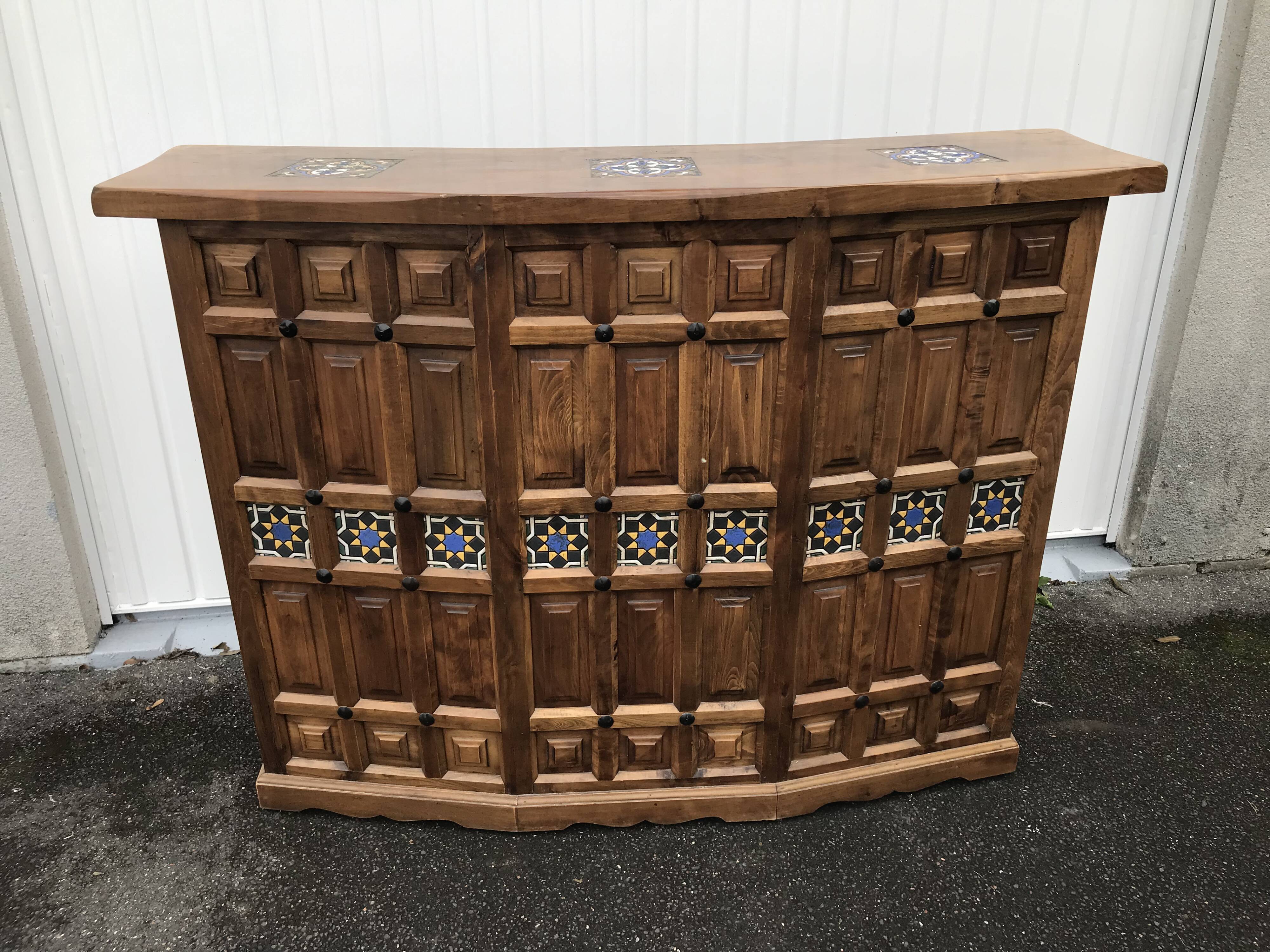 Vintage wood and ceramic bar counter