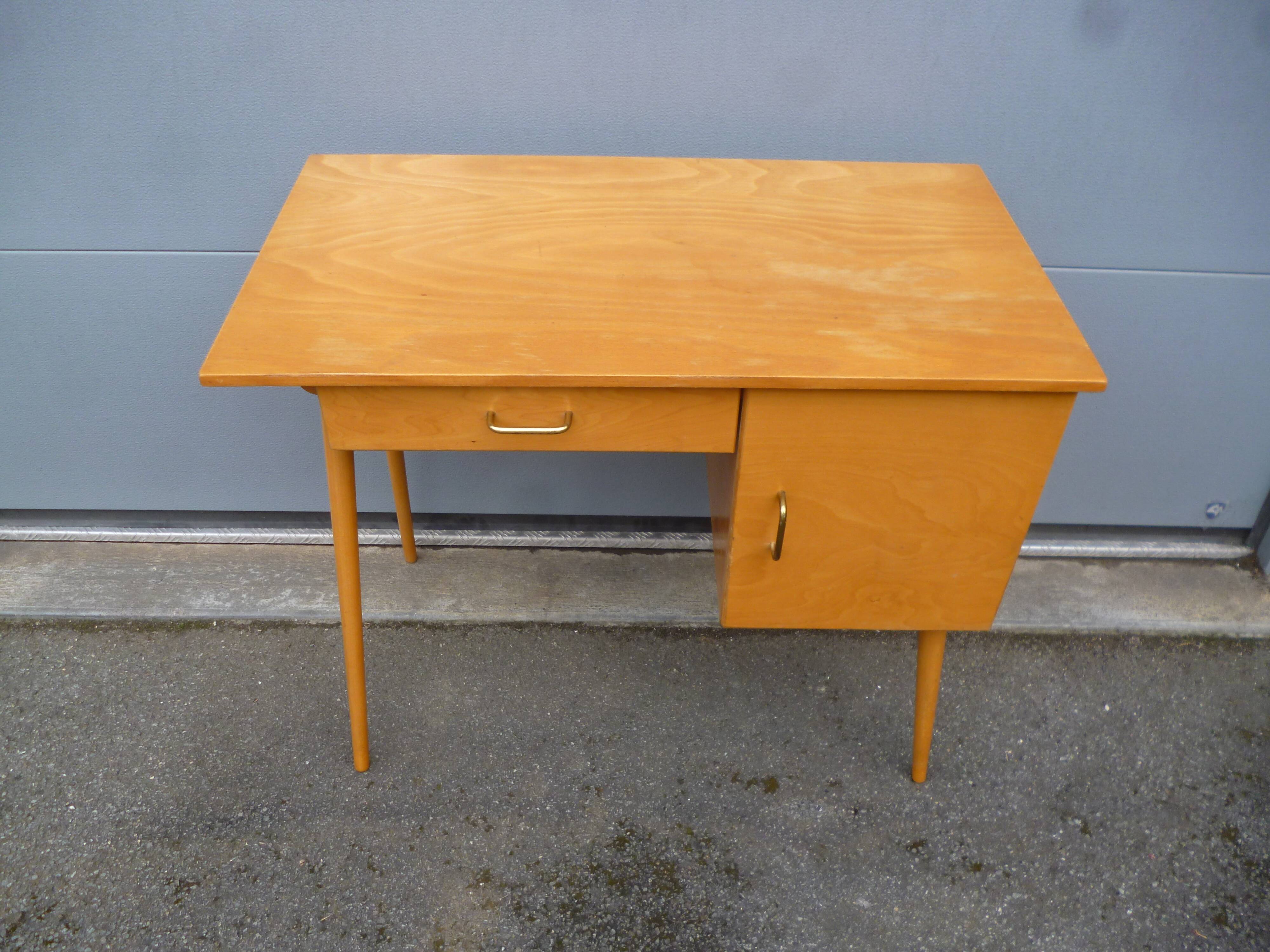 Baumann vintage desk and chair