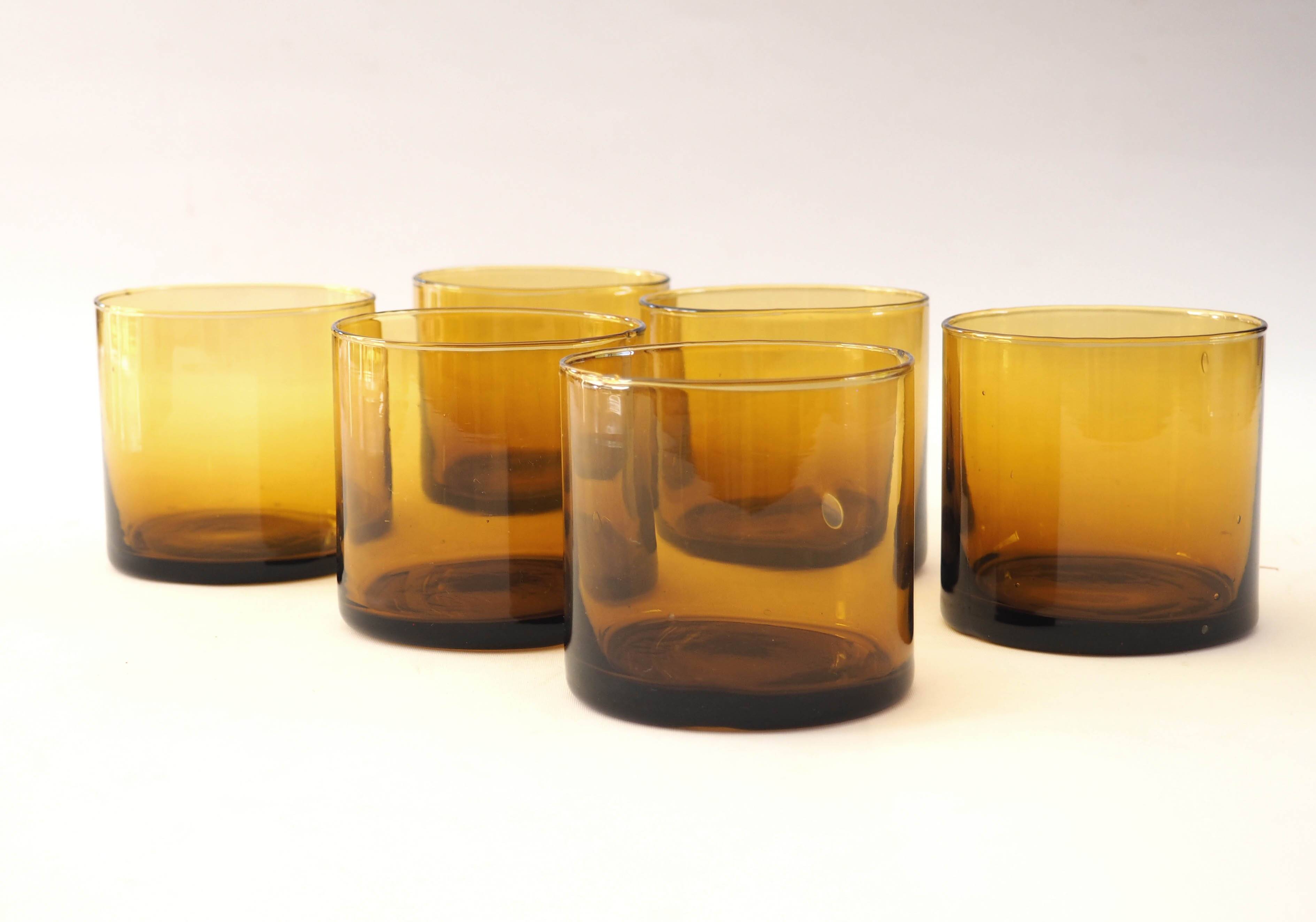 6 amber glasses