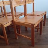 Serie de 6 chaises en pin 1980