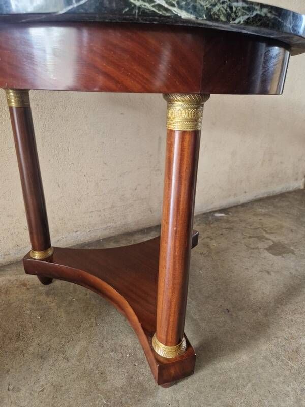 Empire period guéridon table in mahogany veneer and green marble 1830