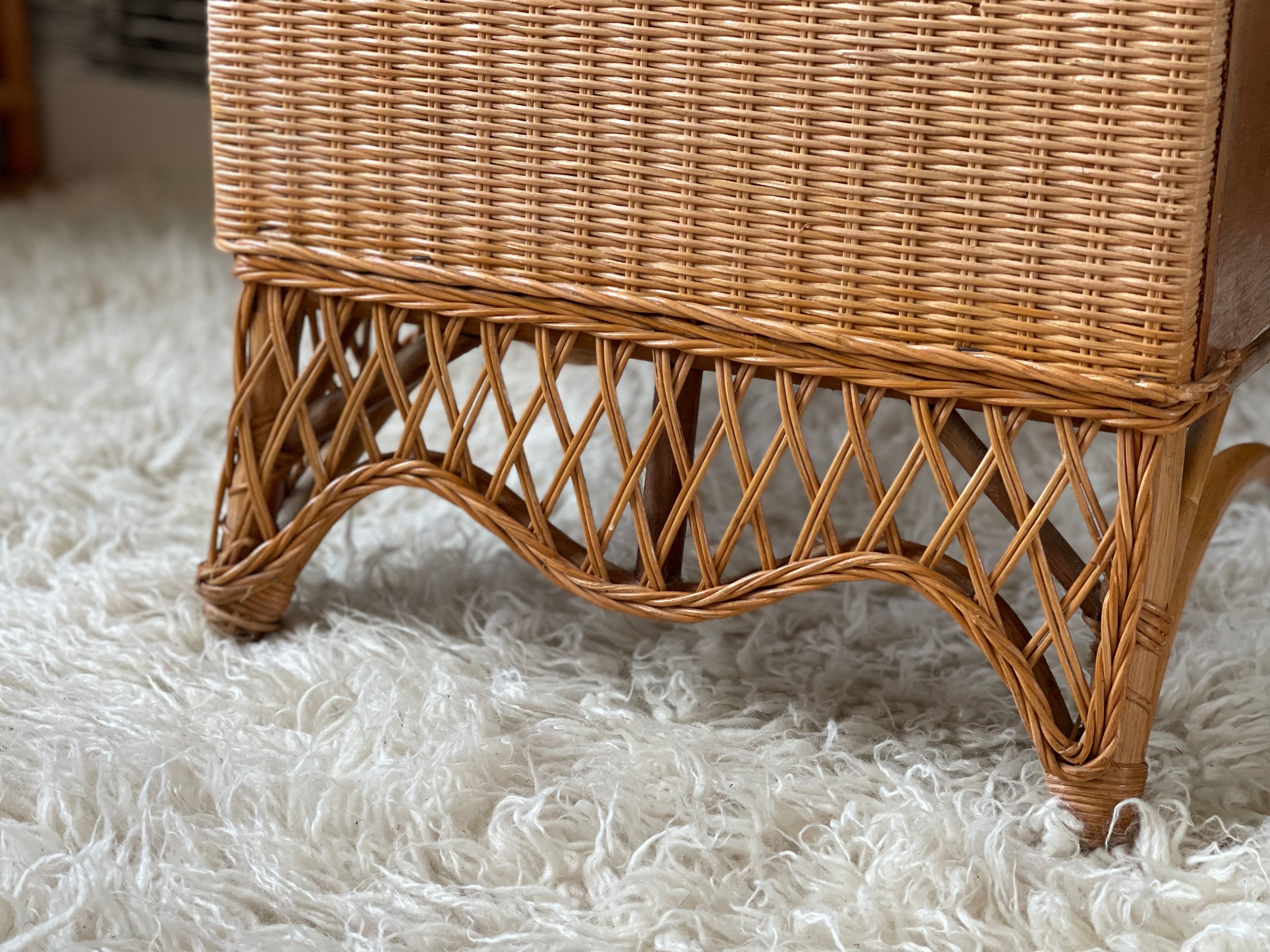 Commode vintage en rotin