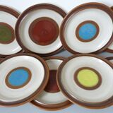 Series of 12 large plates of vintage sandstone DENBY made in Engand