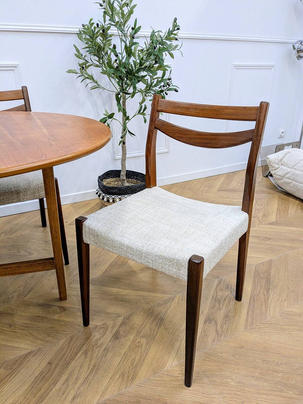 Set of 6 Scandinavian chairs