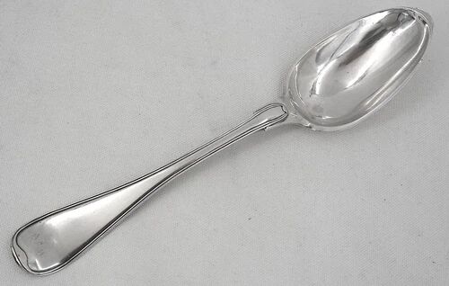Serving spoon, silver, 18th century, straight thread pattern.