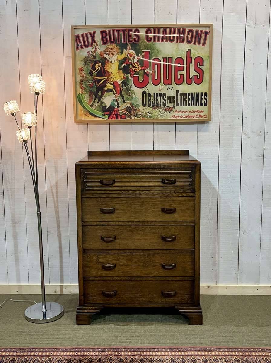 1950s English Art Deco oak chest of drawers