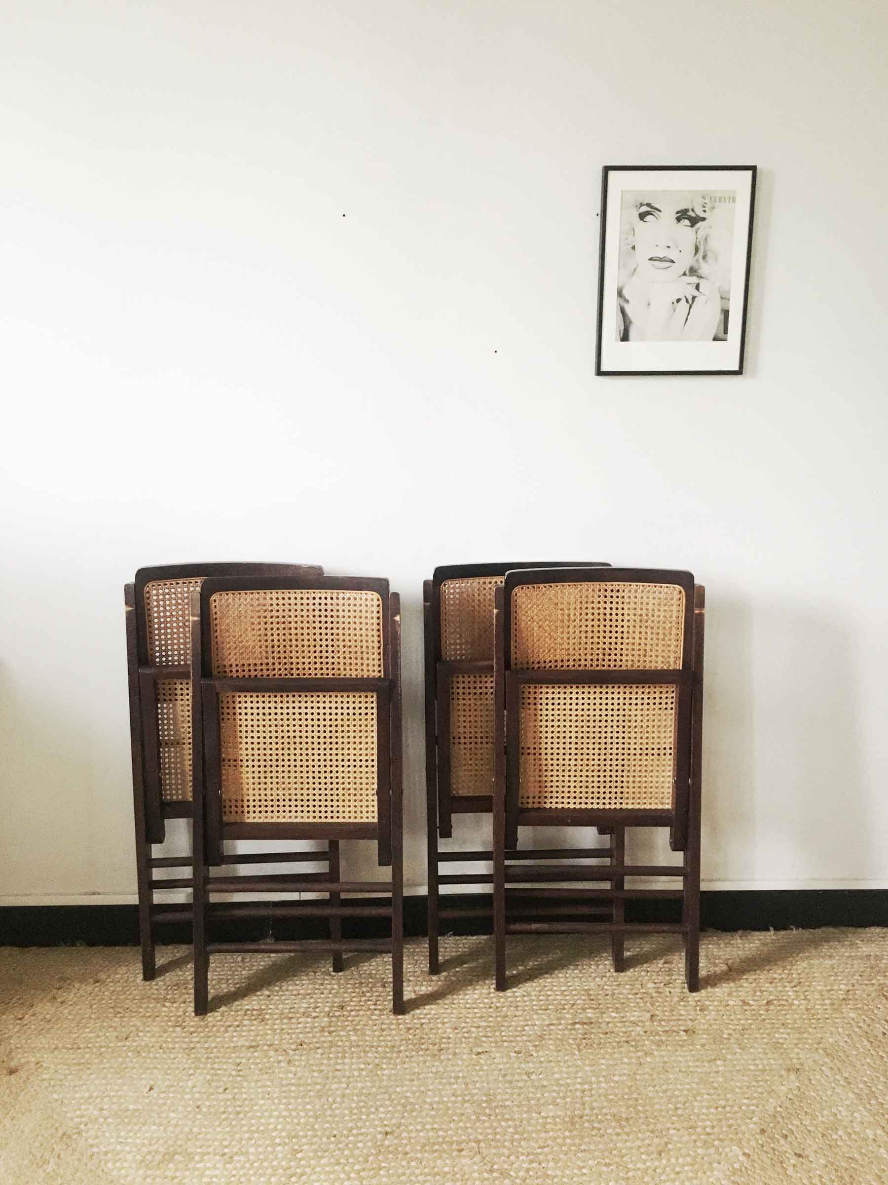 Canning folding chairs