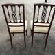 Paire de chaises anglaises en velours beige