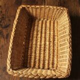 Braided wicker basket basket