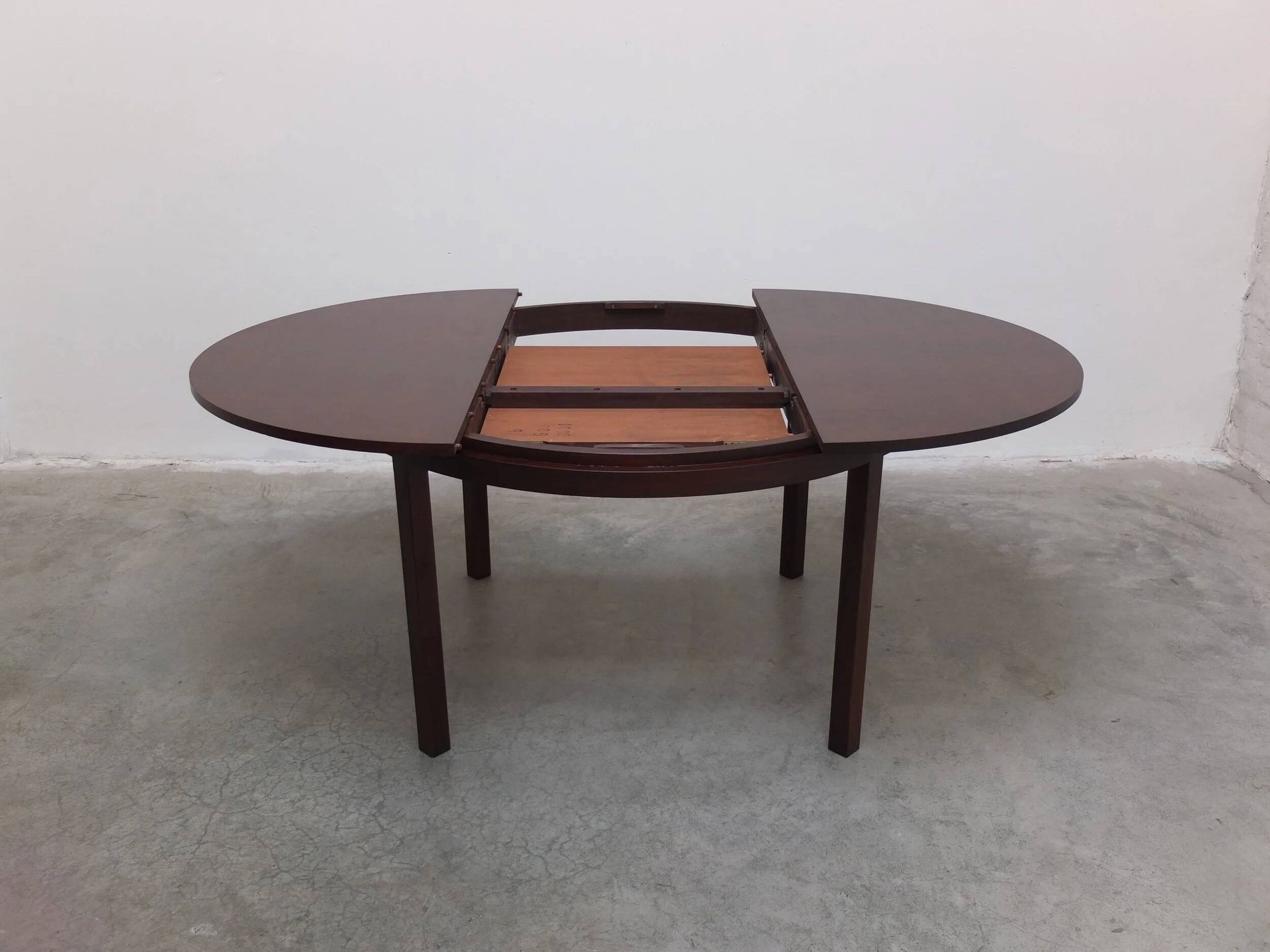 Extendable round to oval dining set by Alfred Hendrickx for Belform, 1960s.