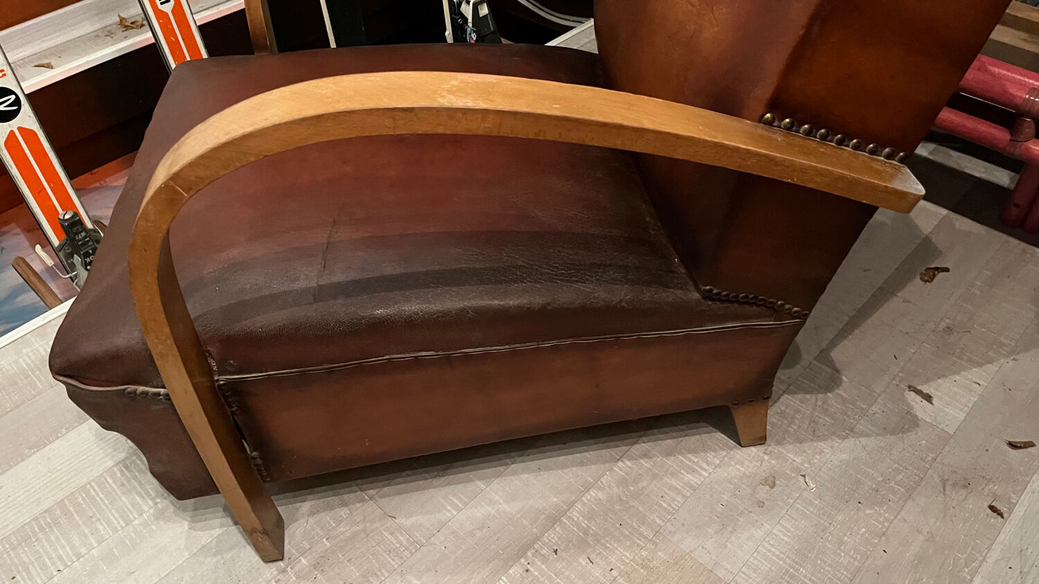 Fauteuil  club en cuir art deco