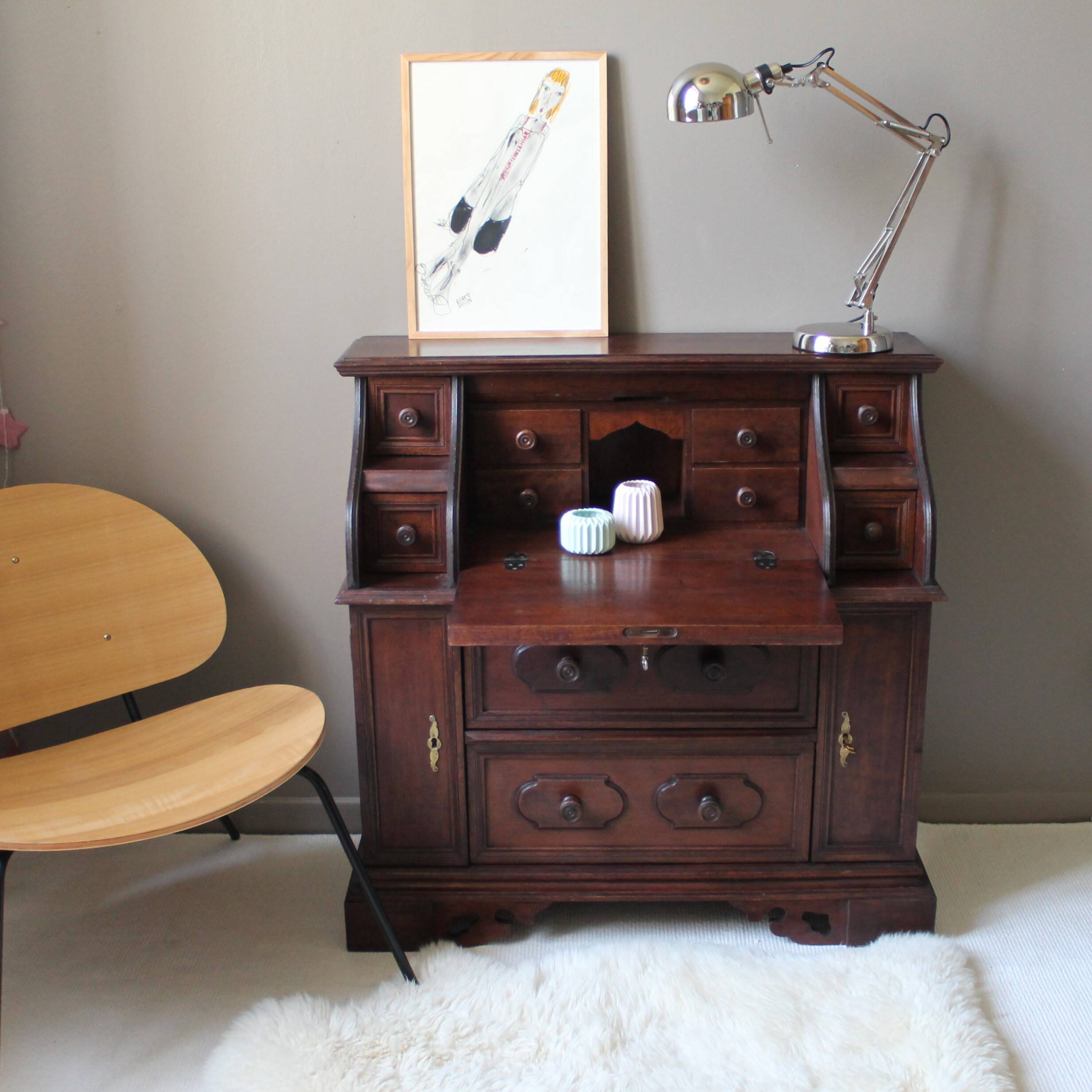 Vintage scriban desk