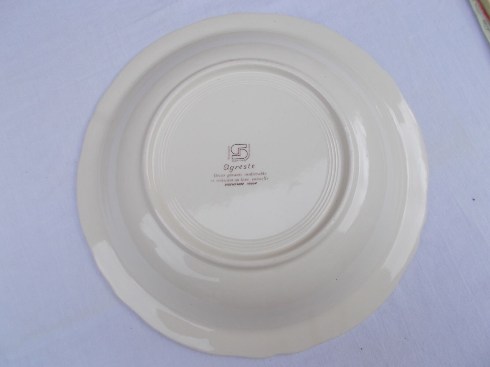 Hollow round plate Sarreguemines Agreste models