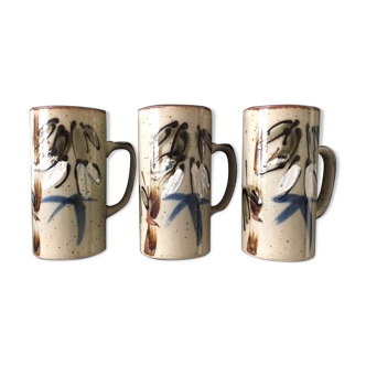 Lot of 3 mugs in bamboo decoration sandstone