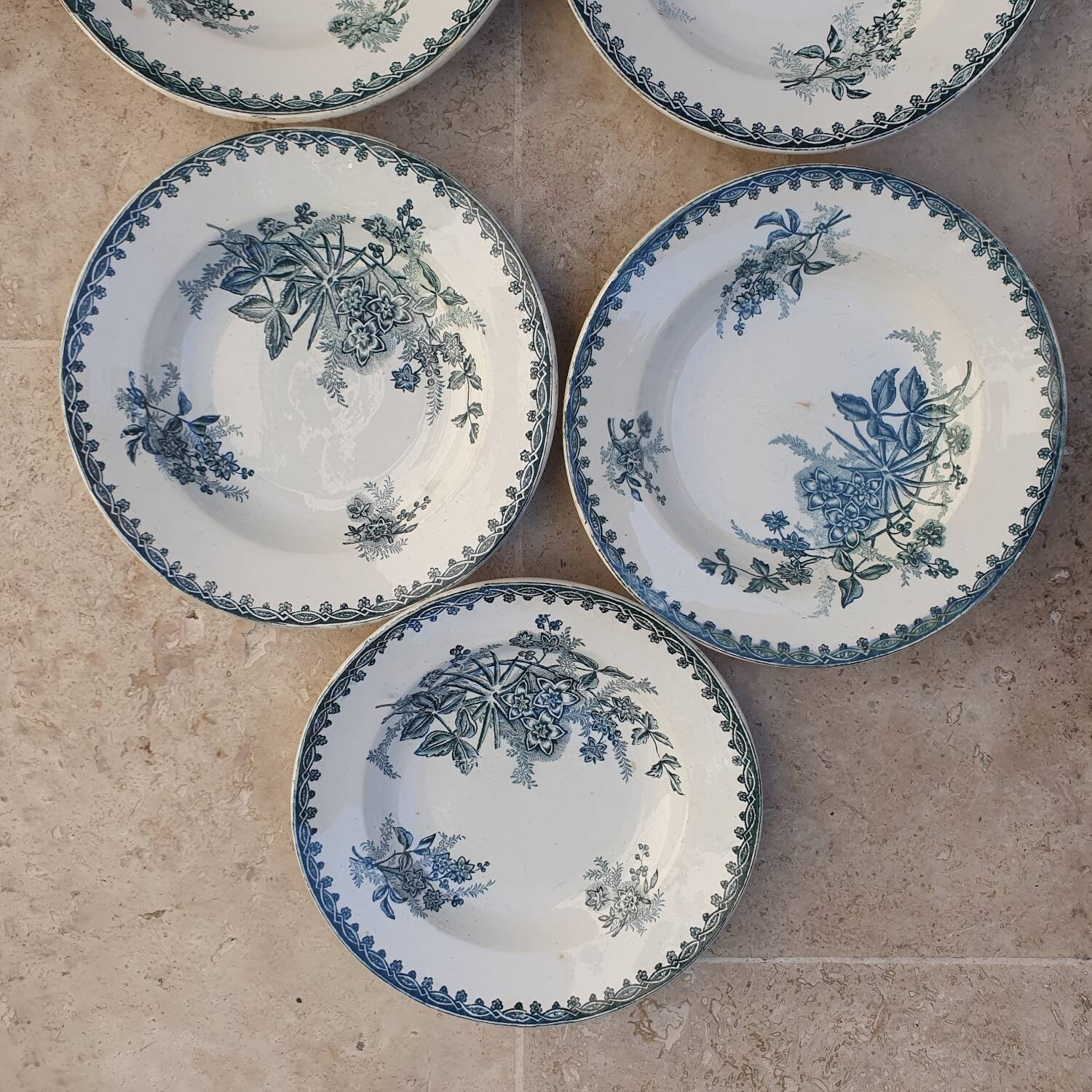 6 Margot Terre de Fer soup plates