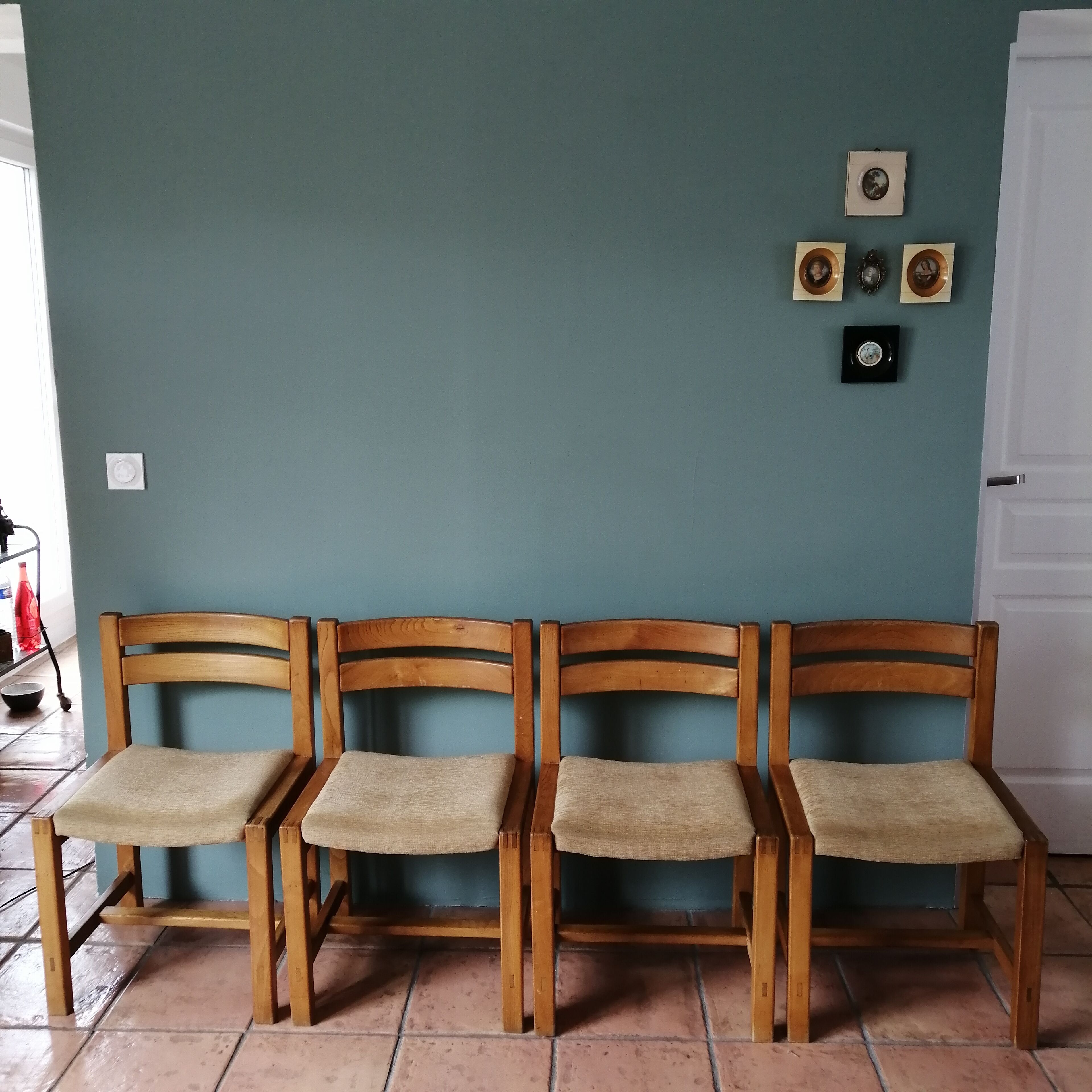 4 homemade chairs Regain