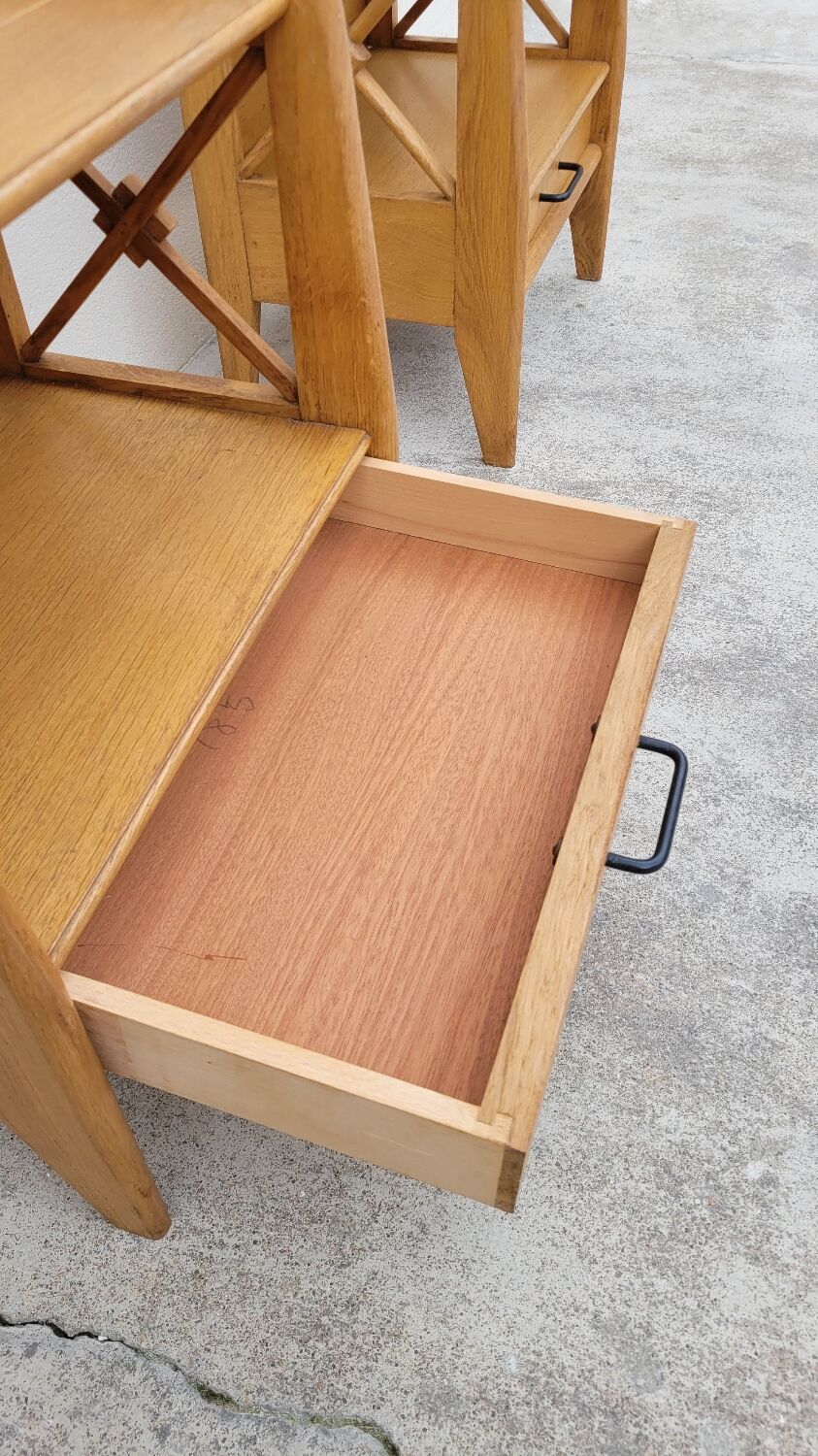Paire de table de chevets Ateliers Saint sabin en chêne 1950