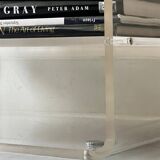 Bibliotheque design en plexiglass, Les Invisibles Marais International 70'S