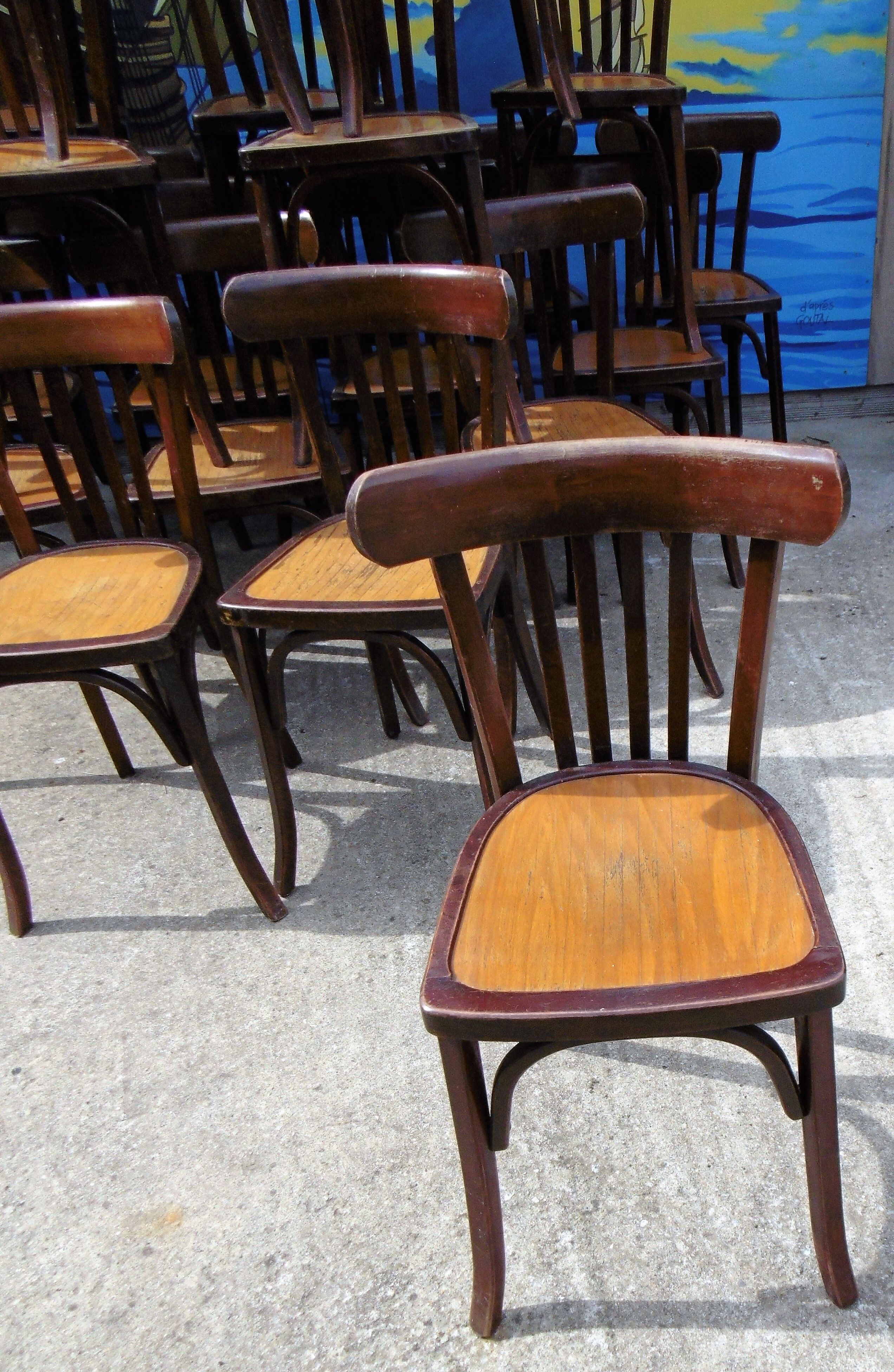 Set of 24 Luterma bistro chairs