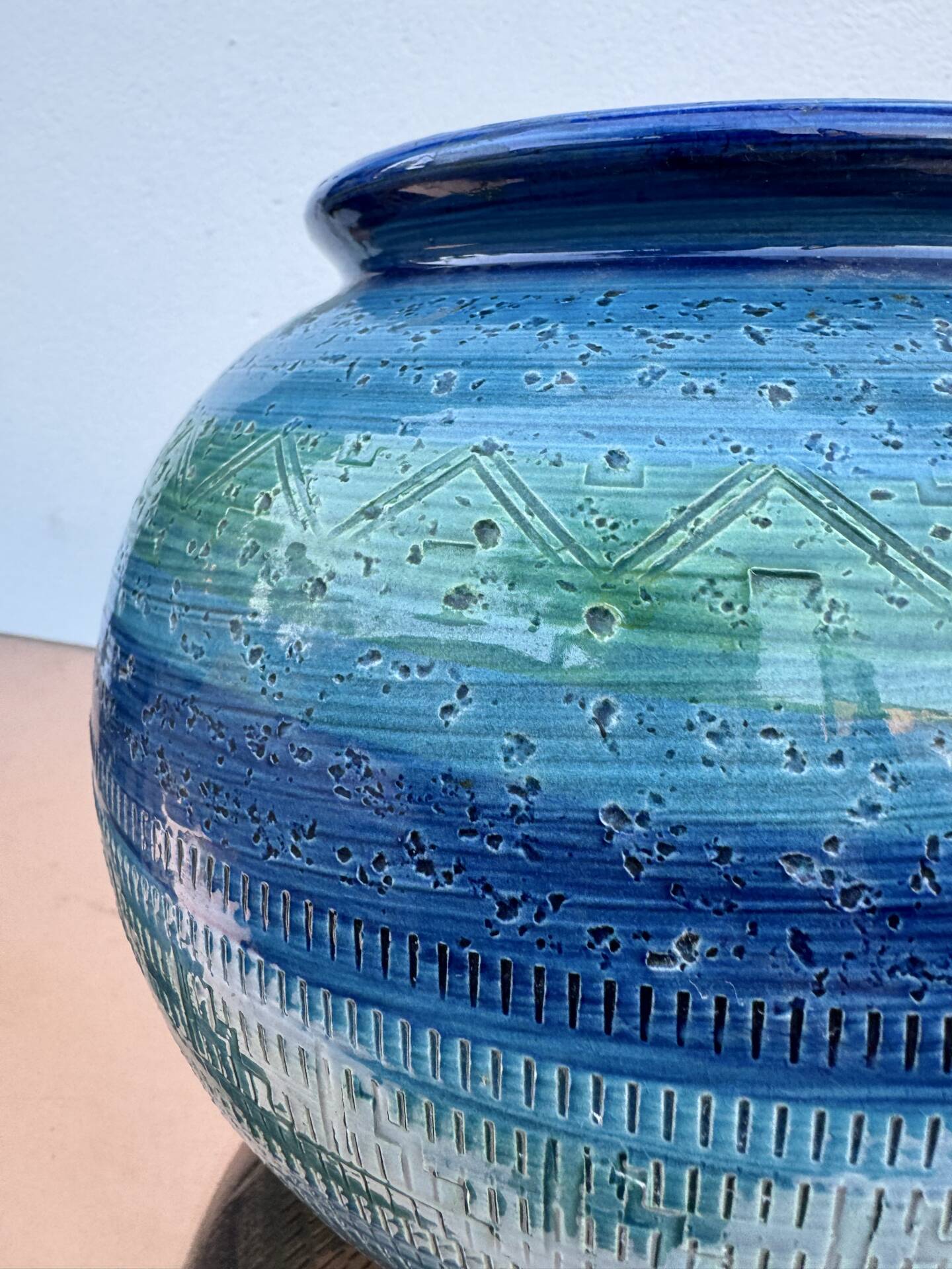 Ceramic cache pot Bitossi Aldo Londi 1960s