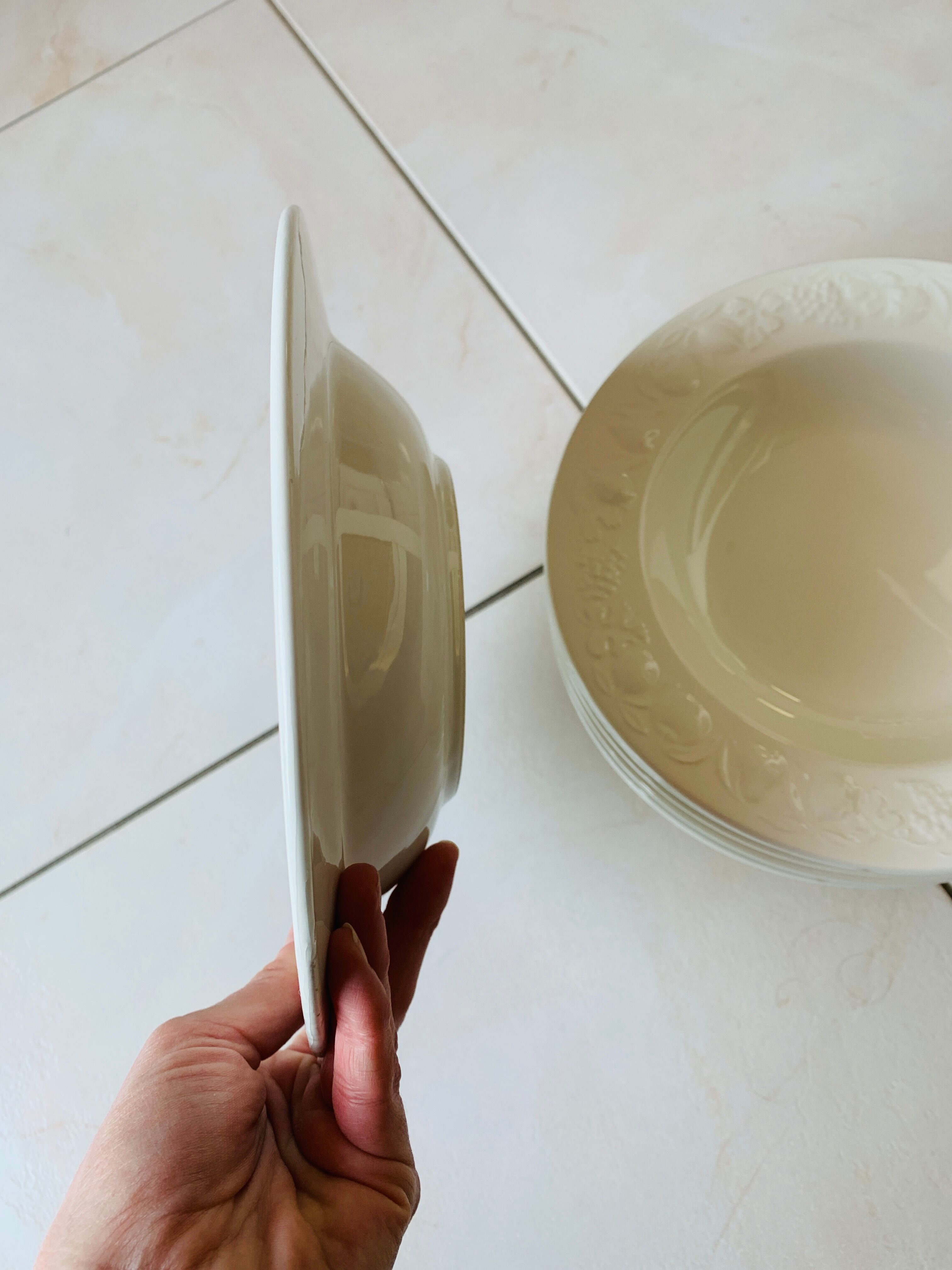Italian ceramic plates model Fruits