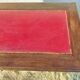bureau enfant, ado, bois massif et cuir rouge