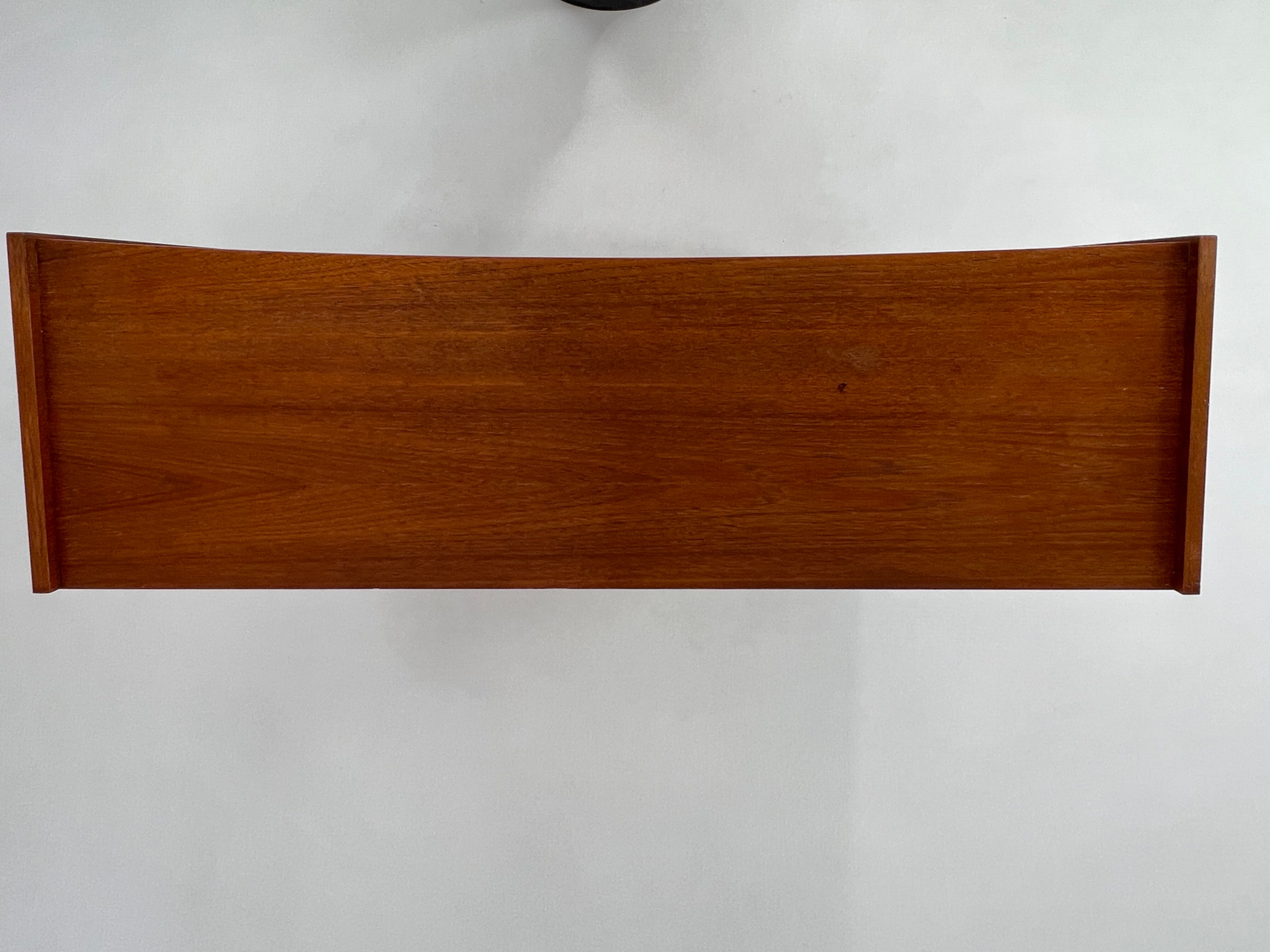 Buffet bar showcase of the 50s - 60s