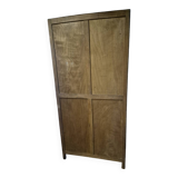 Armoire parisienne