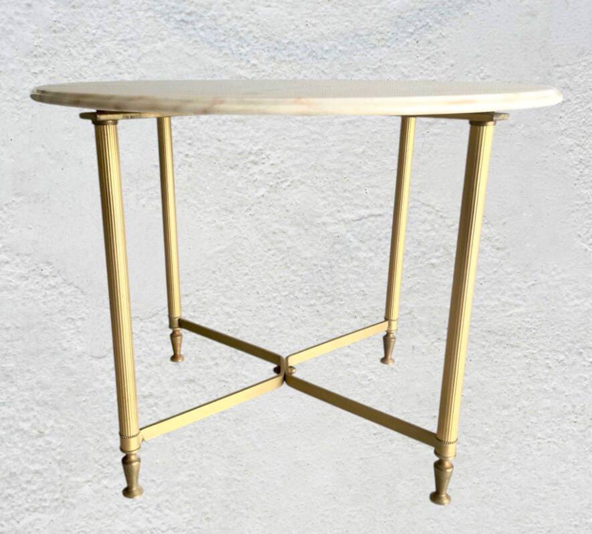 Table basse ronde marbre et métal doré 1960-70