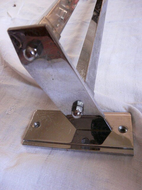 Towel rack chromed metal 50s