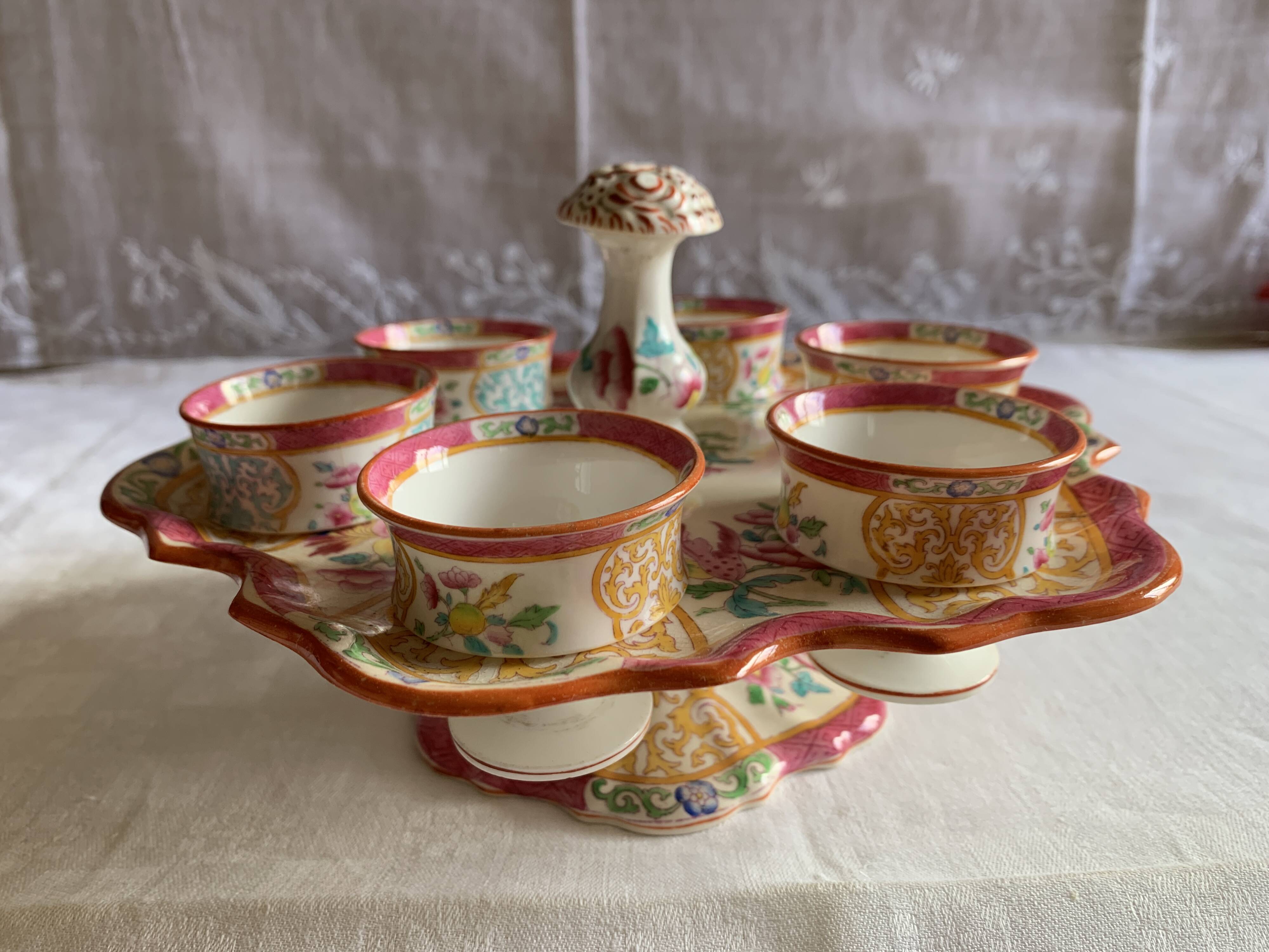 Minton egg cup holder and its 6 egg cups