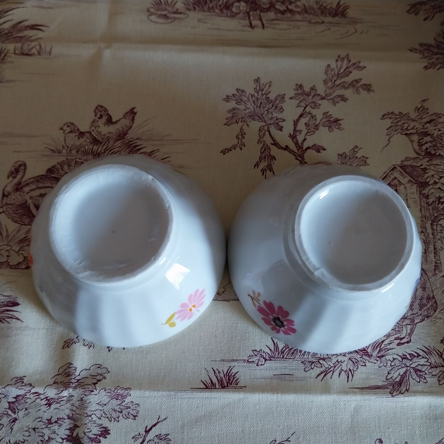 Vintage porcelain bowls
