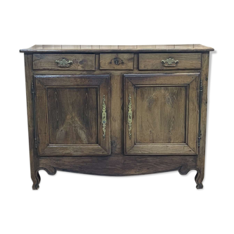 Rustic nineteenth chestnut sideboard